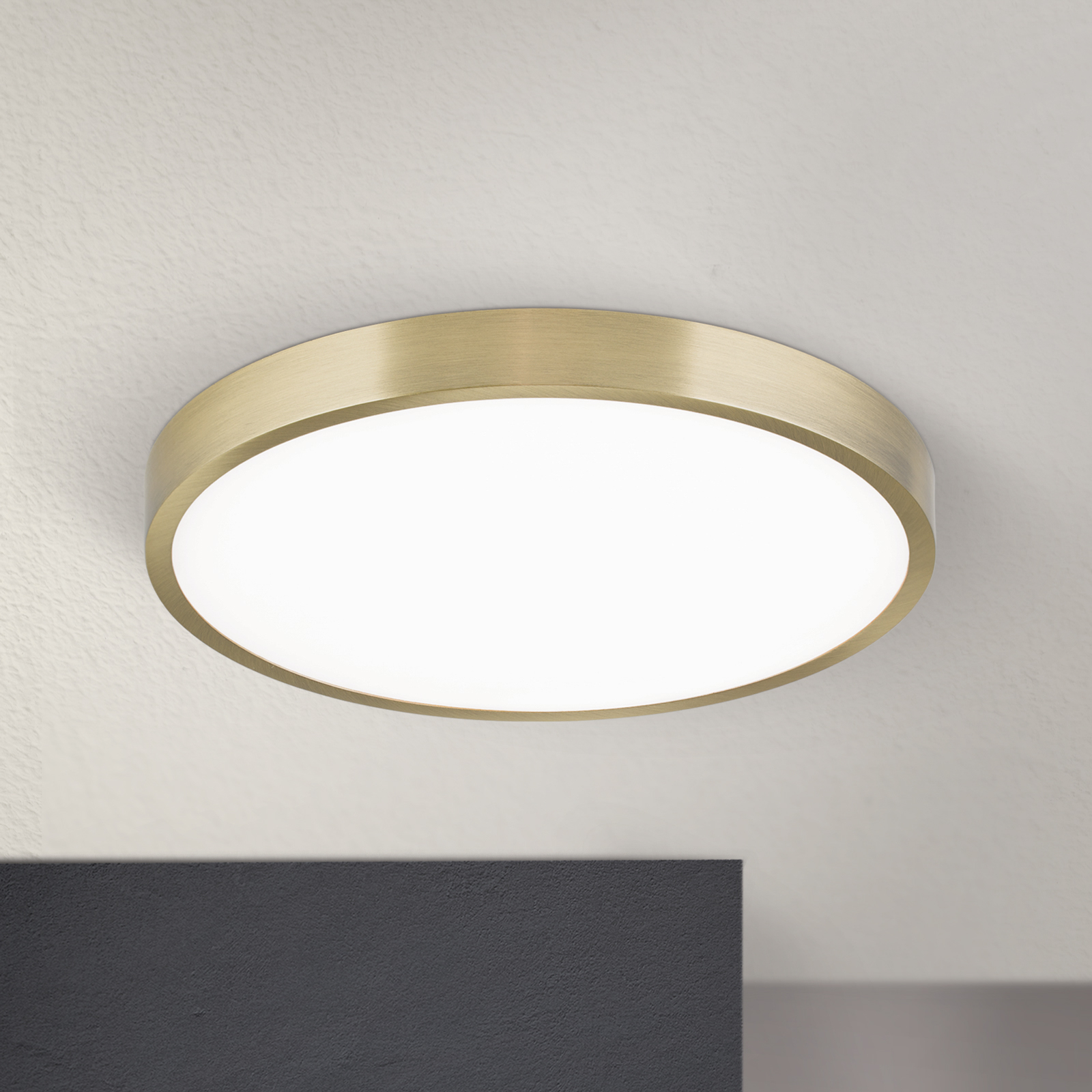 Bully LED ceiling light with a patina look, 28 cm