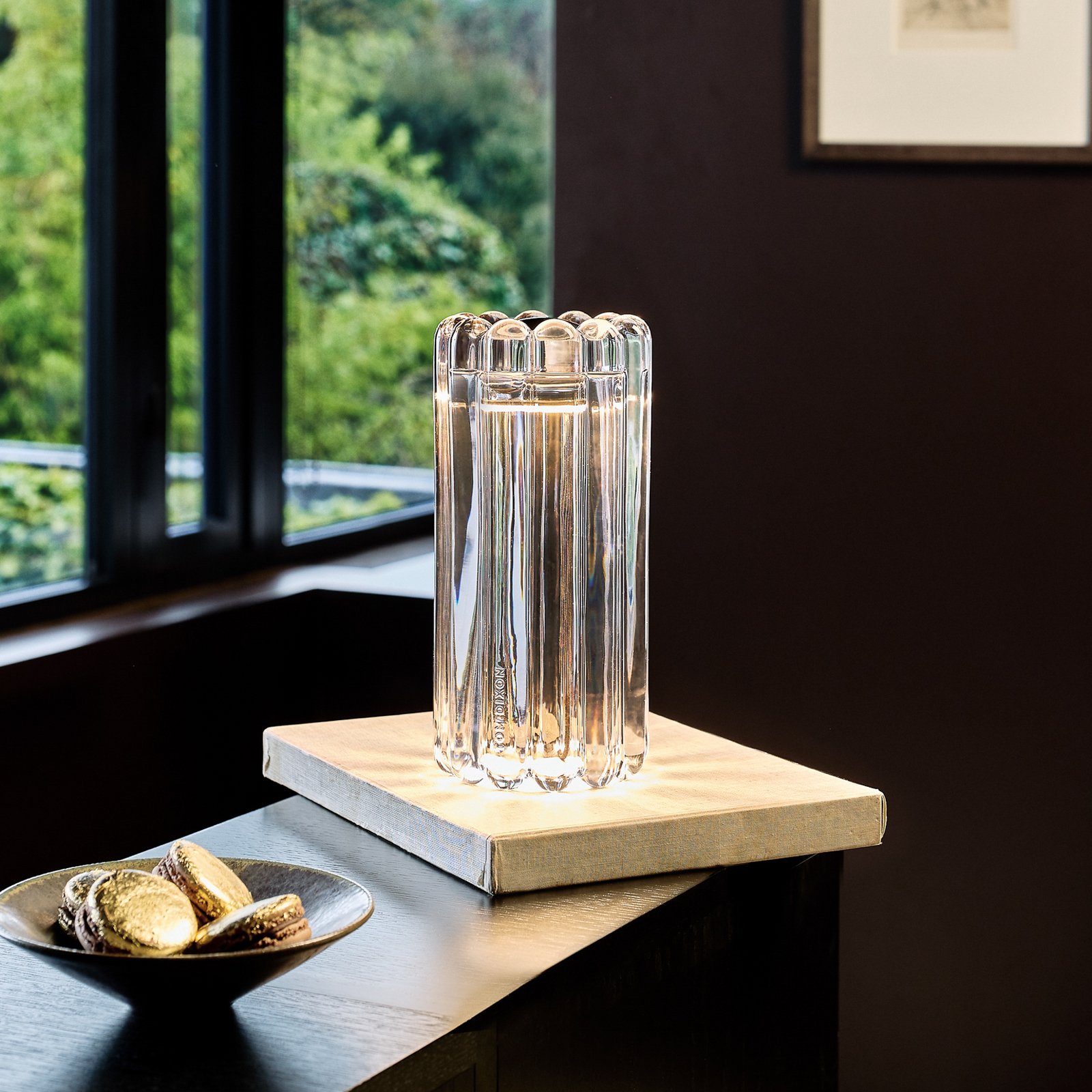 Tom Dixon LED-bordslampa Press, klar, glas, 24 cm, 927 dimbar