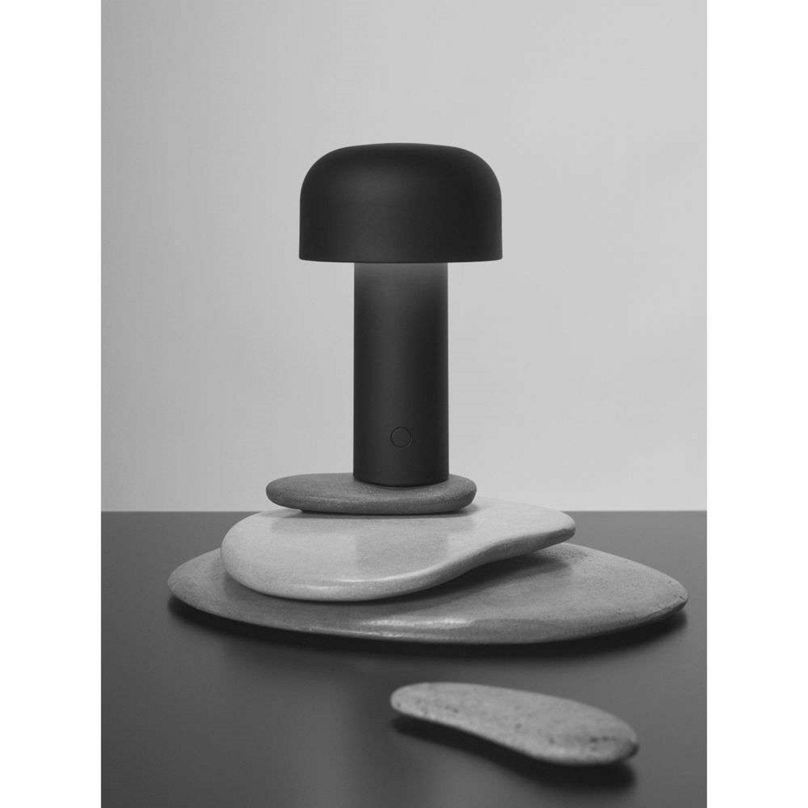 Bellhop Portable Lampă de Masă Matt Black - Flos