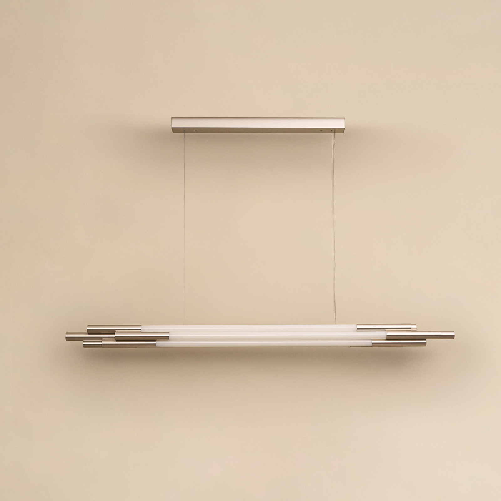 Lampada LED a sospensione ORG, lunghezza 130 cm, color nichel - DCW