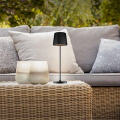 Dobíjacia stolová lampa Kaami LED, stmievateľná, čierna matná