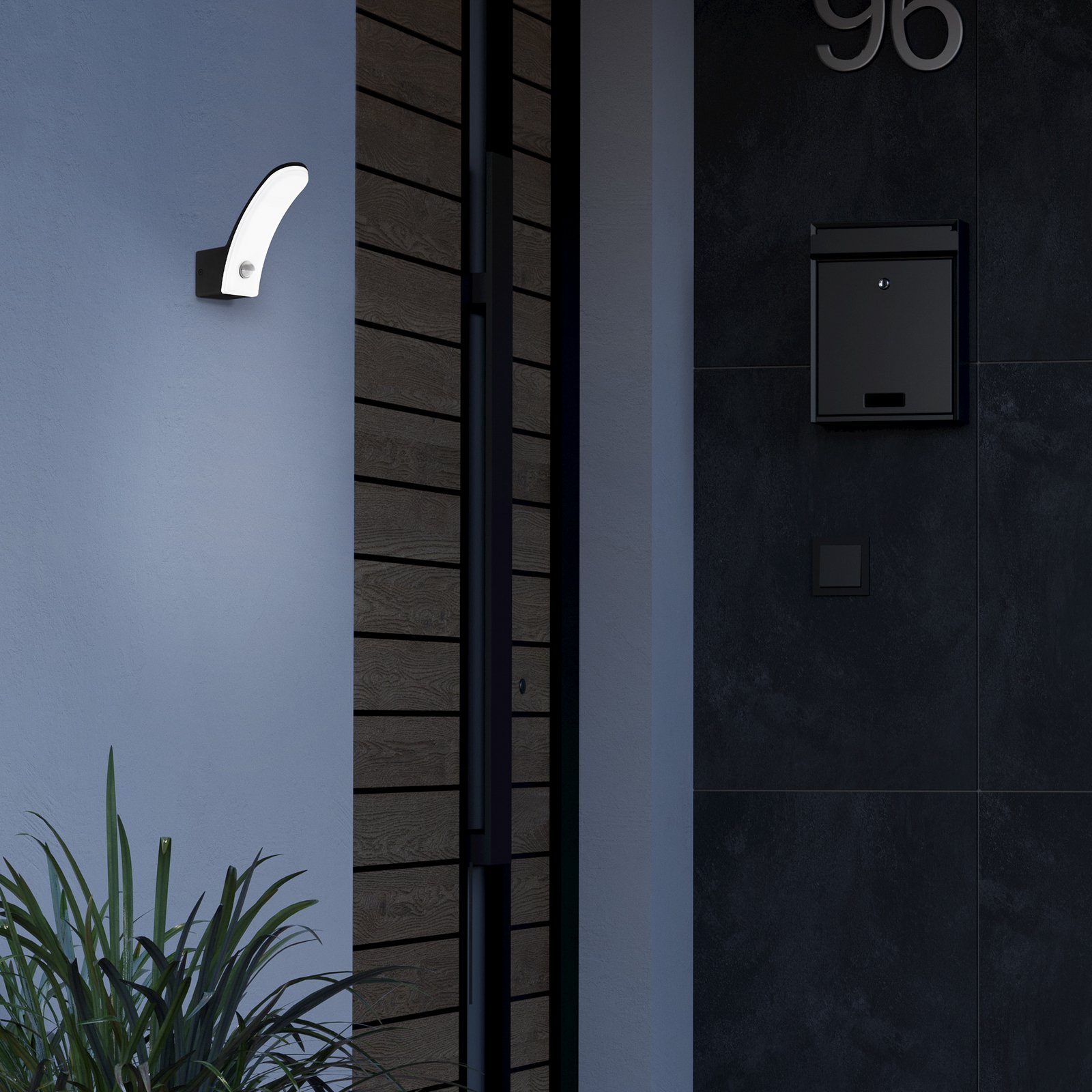 LED zunanja stenska svetilka Fiumicino s senzorjem