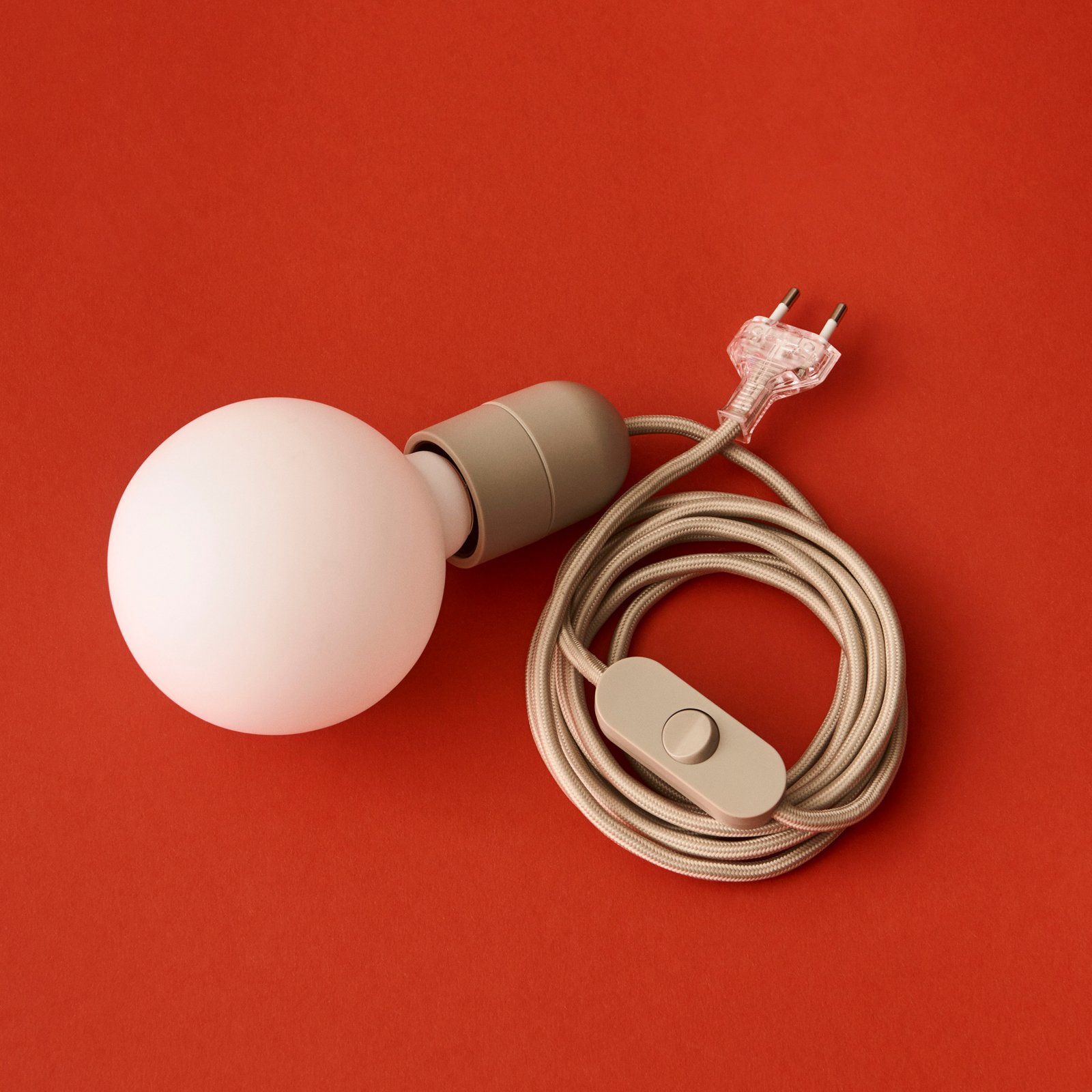 HAY E27 socket COMMON, concrete grey, plug cable 240 cm HAY E27 socket COMMON, concrete grey, plug cable 240 cm