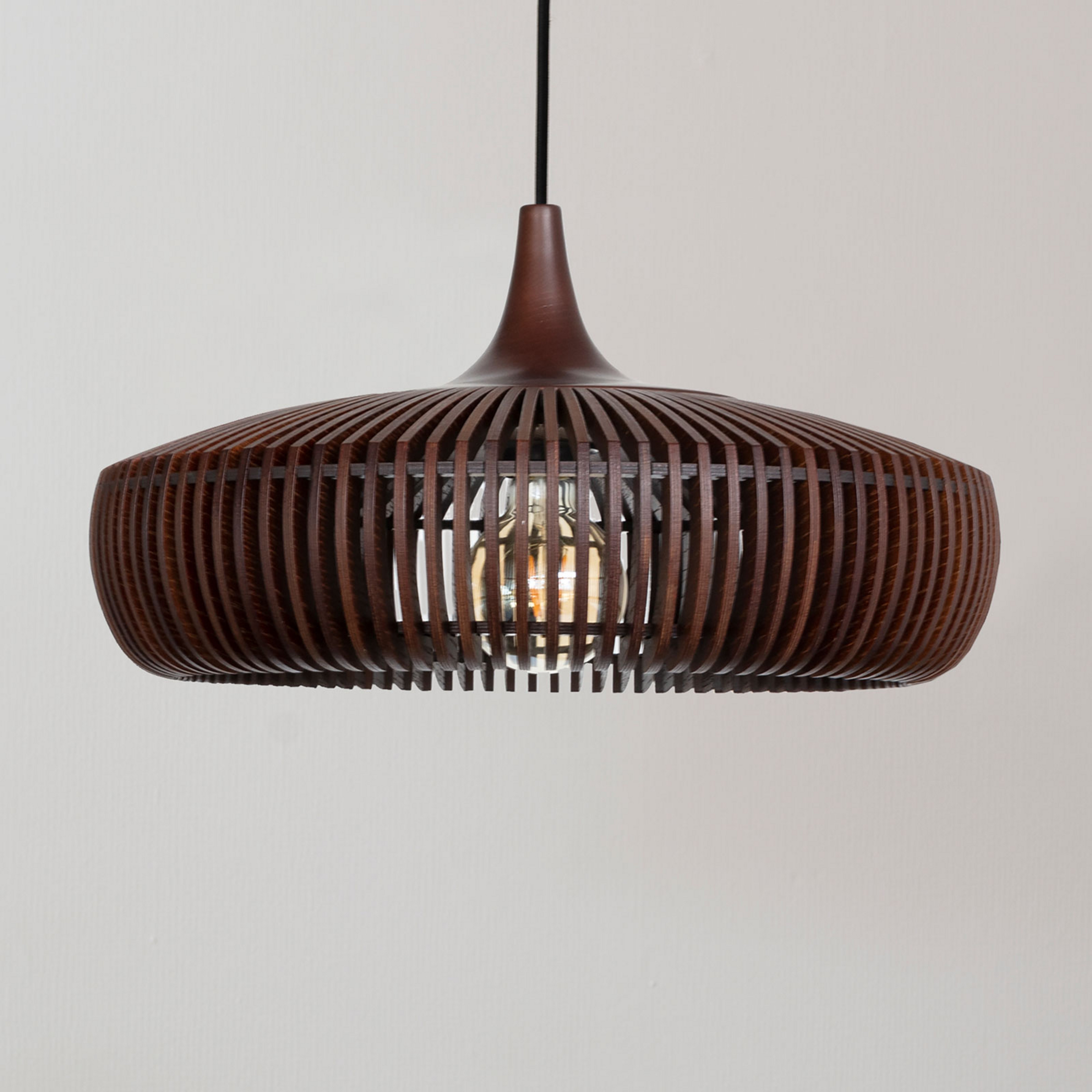 UMAGE Clava Dine dark oak, Cannonball schwarz