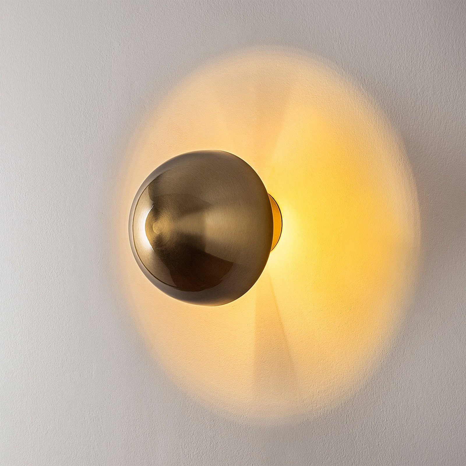 Wall light Fungal 13361, gold-coloured, metal, Ø 16 cm