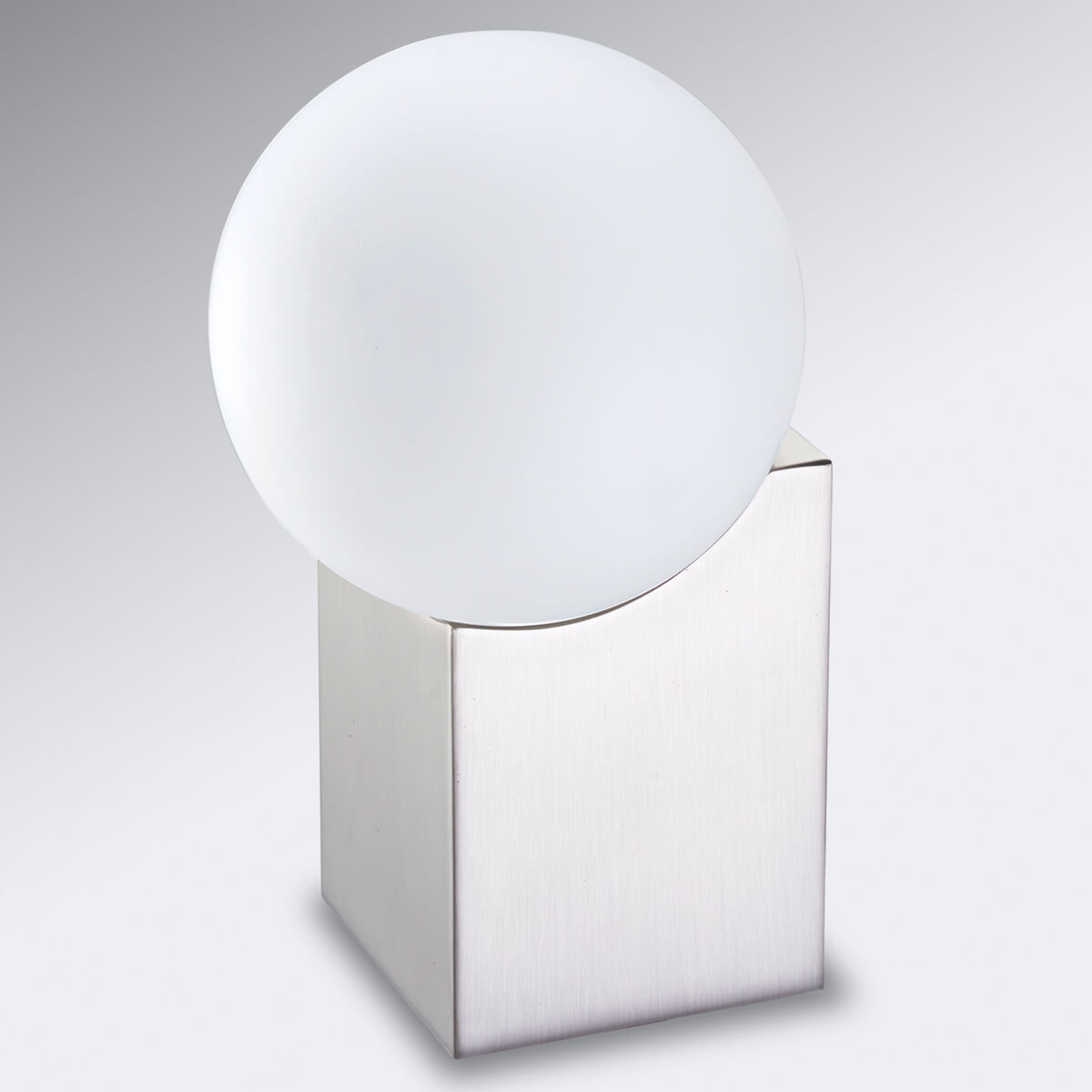 Lámpara de mesa Cub 17,5 cm níquel mate
