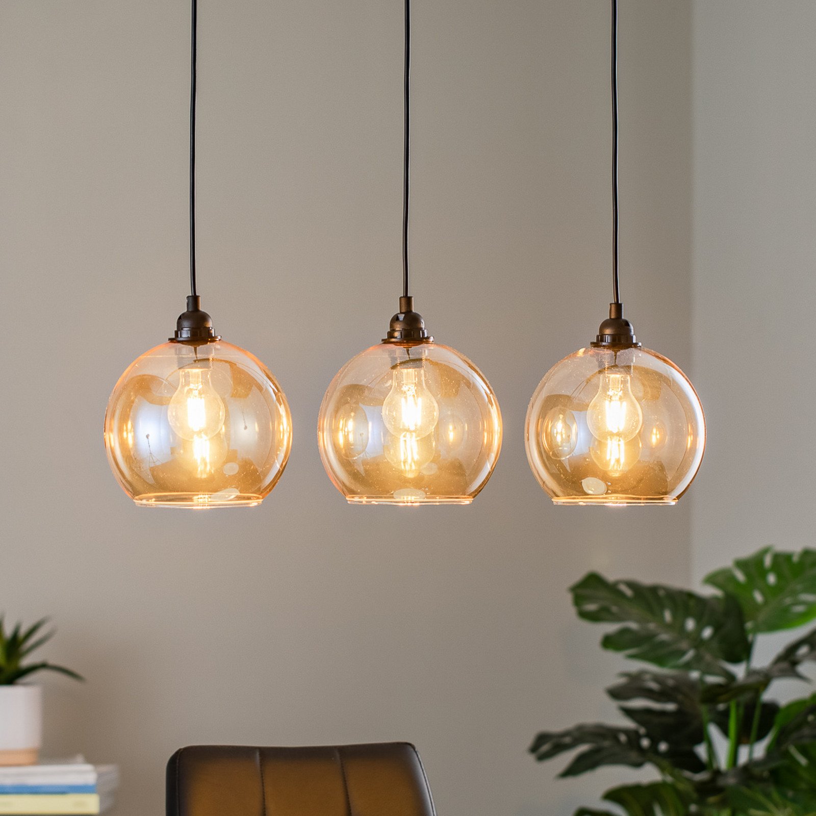 Opviq Lampă suspendată aur 022 3 becuri sticlă liniară Ø20cm - Camera de zi / sufragerie - modern - auriu-transparent negru