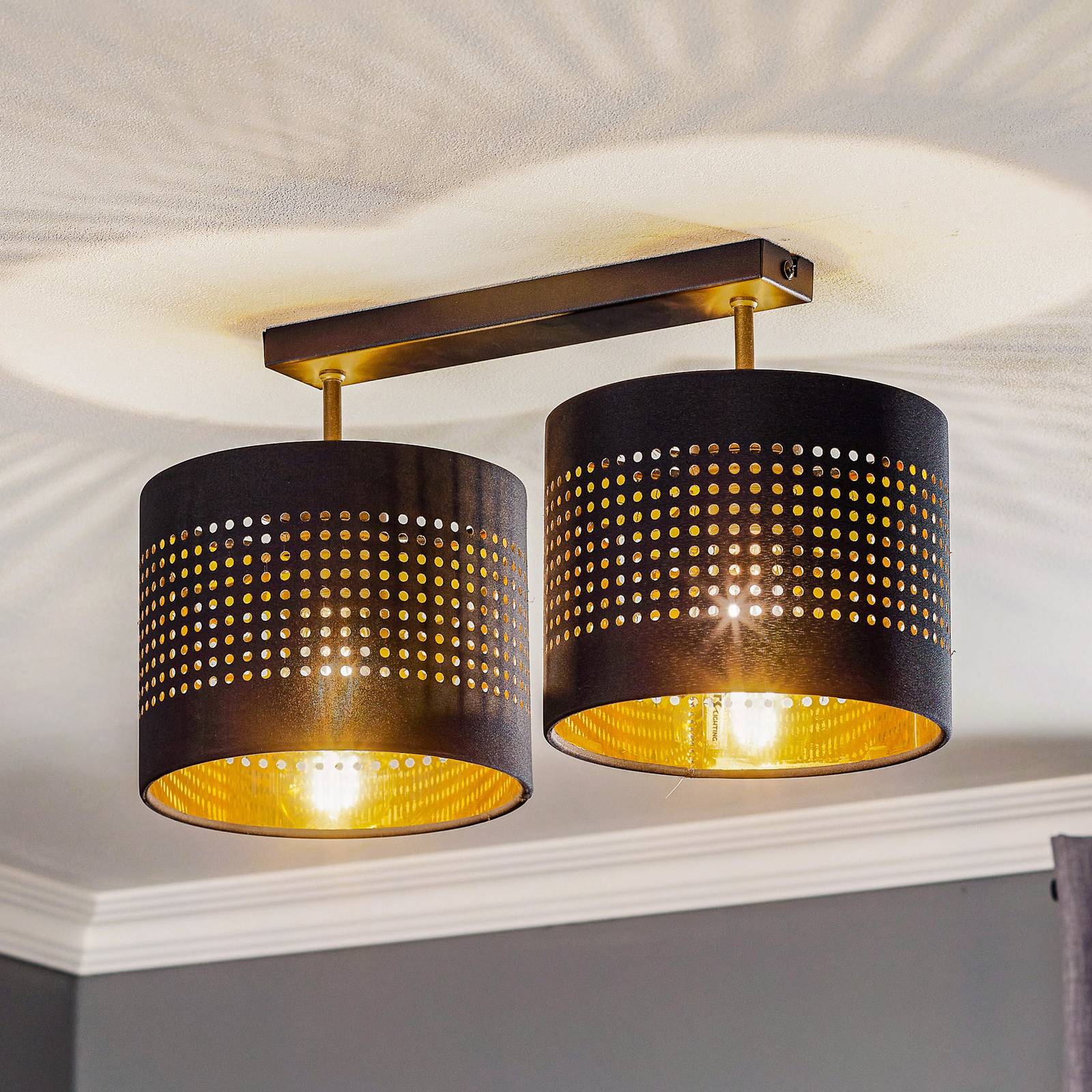 Taklampa Tago, 2 lampor, svart/guld