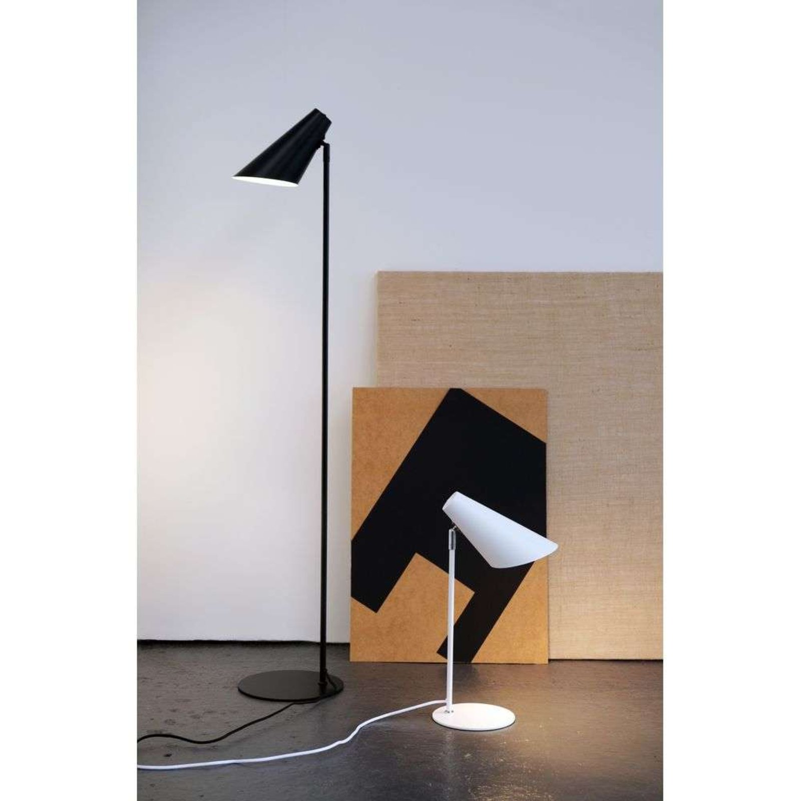 Cale Golvlampa Matt Black - DybergLarsen