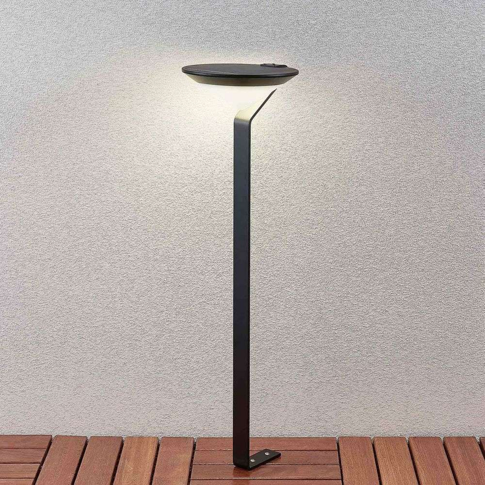 Clamor LED Celulă Solară Lampă de Grădină w/Sensor Black - Lindby