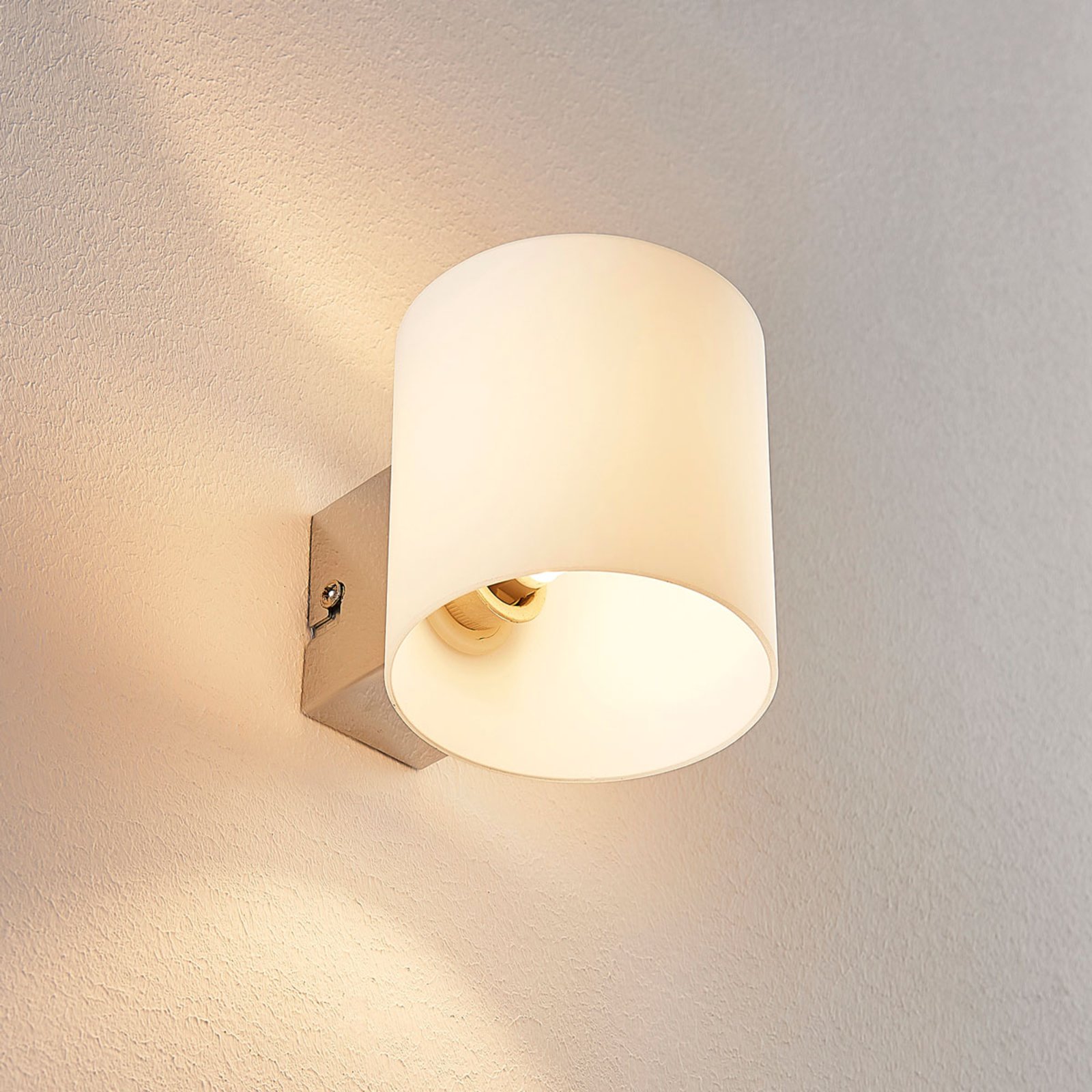 Gerrit Wandlamp Opal/Chrome - Lindby