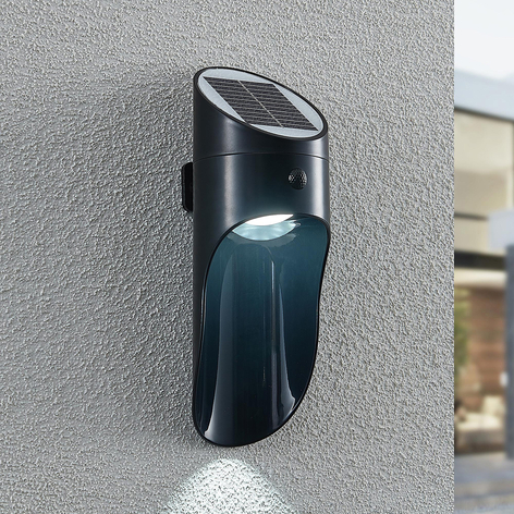 Lindby Treloras LED-Solaraußenwandlampe mit Sensor