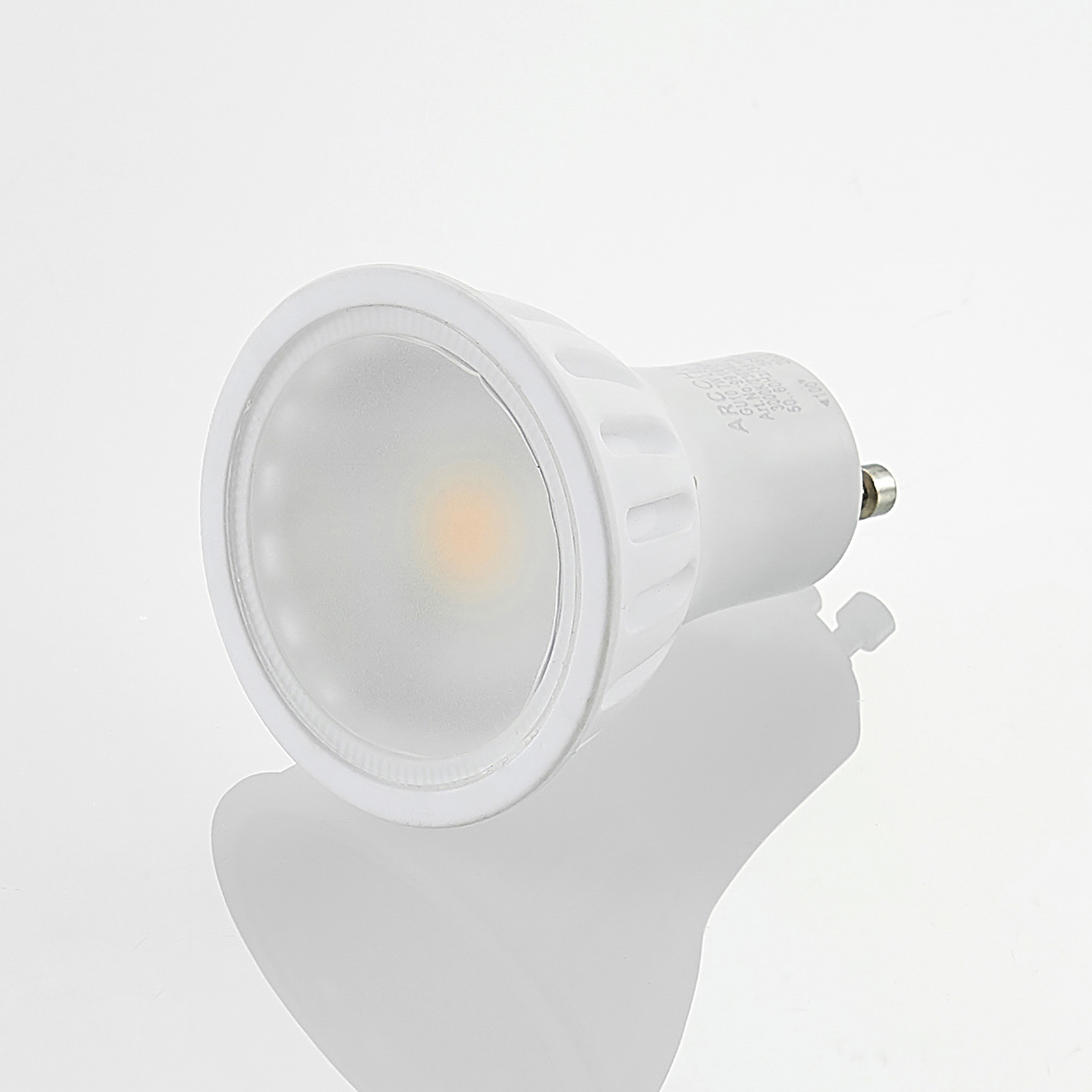 Arcchio LED reflektor GU10 100° 7W 3,000K fényerősségű,