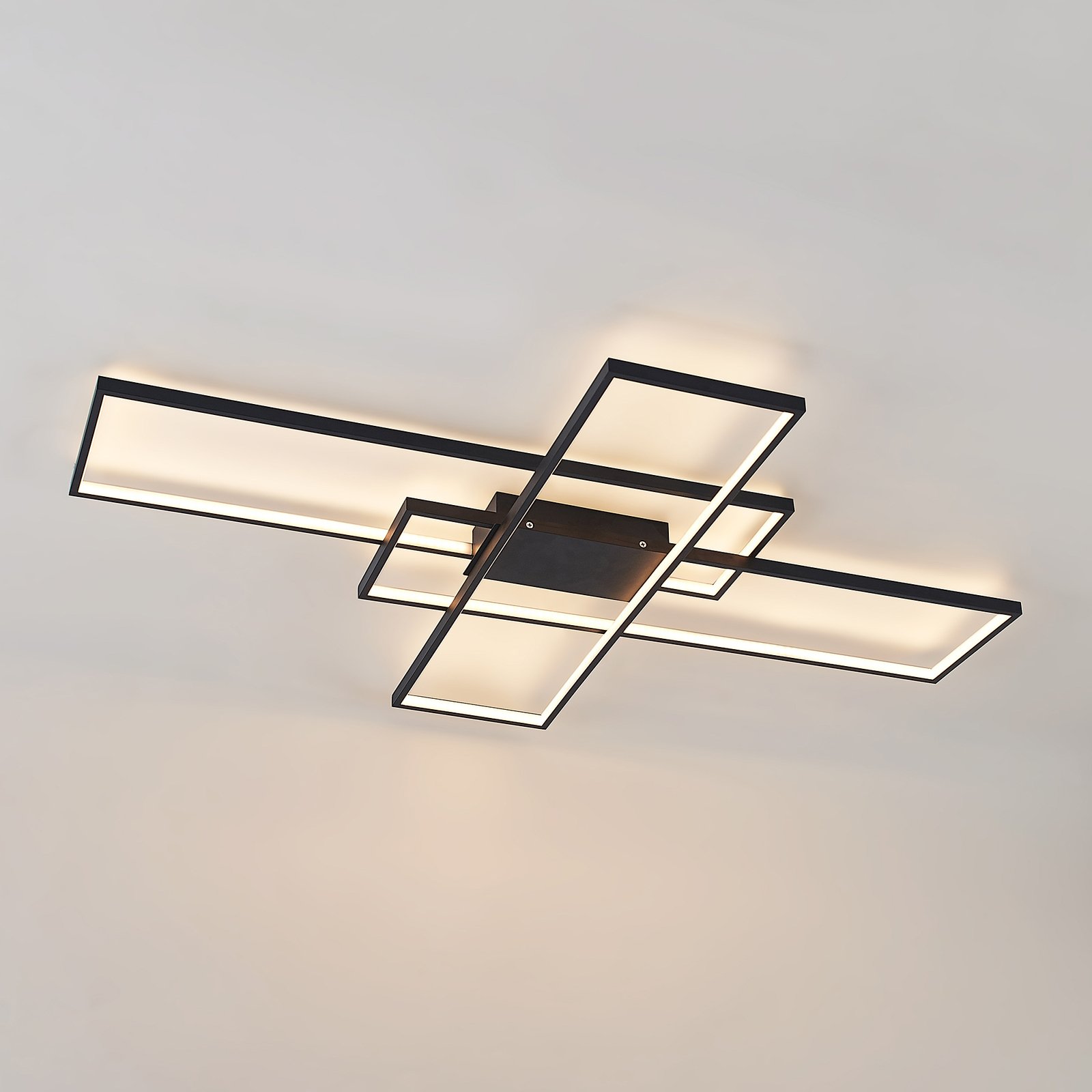 Lindby Tetson LED plafondlamp, zwart