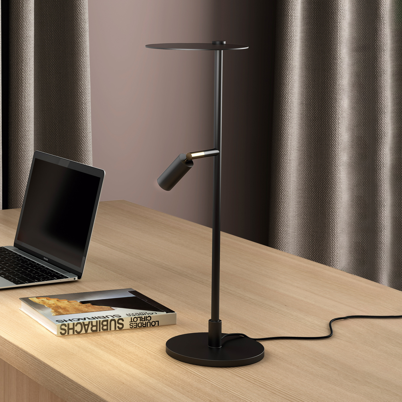 Lampada LED tavolo Kelly, spot regolabile nero/oro
