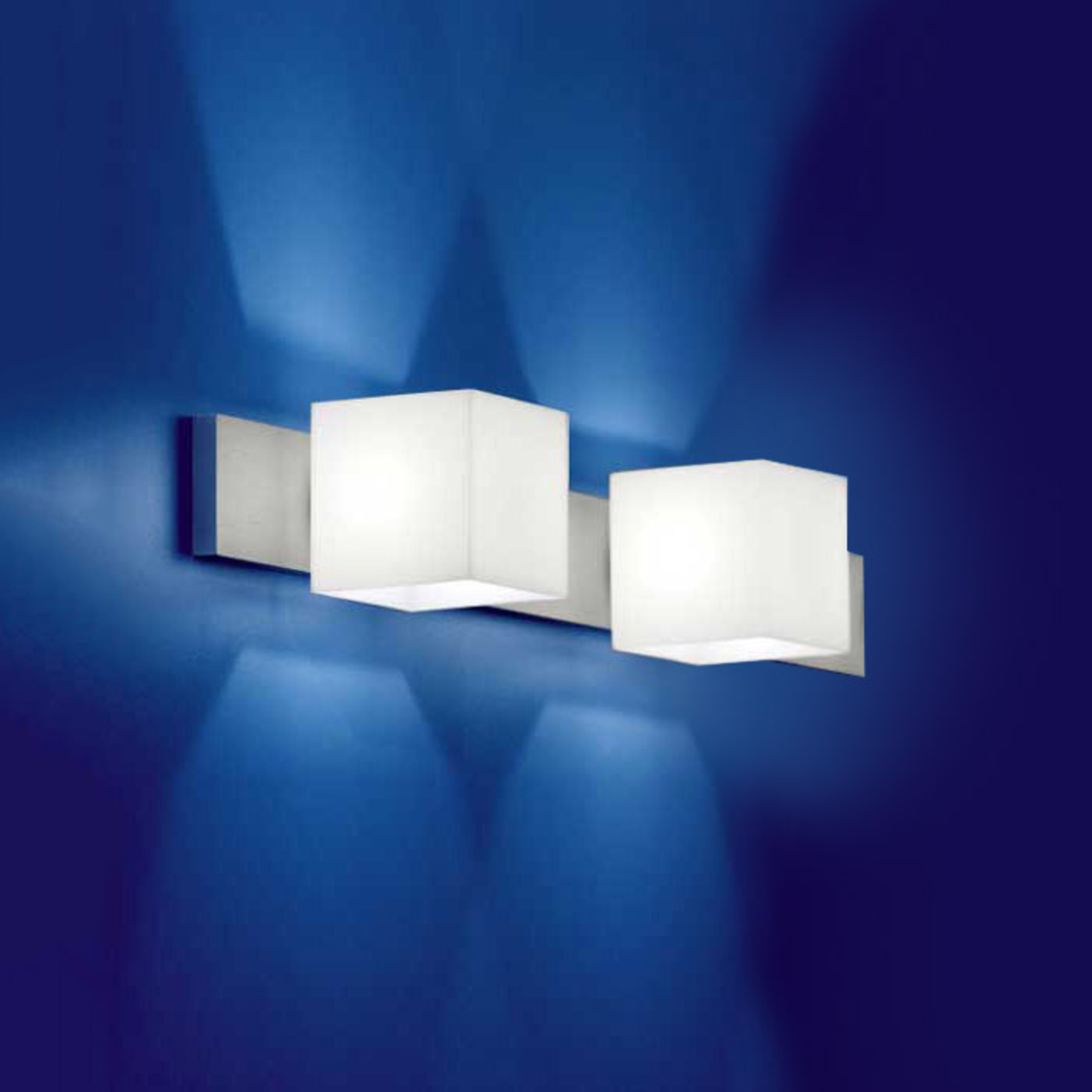 Wall light CUBE 2-bulb with no-glare cylinder
