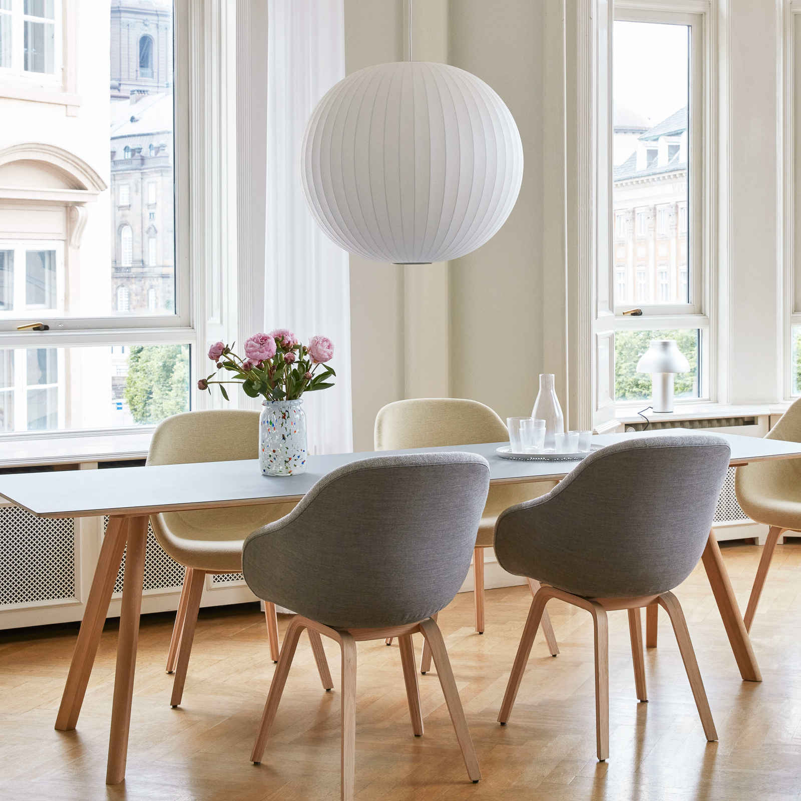 Nelson Ball Bubble Závěsné Světlo L Off-White - Herman Miller