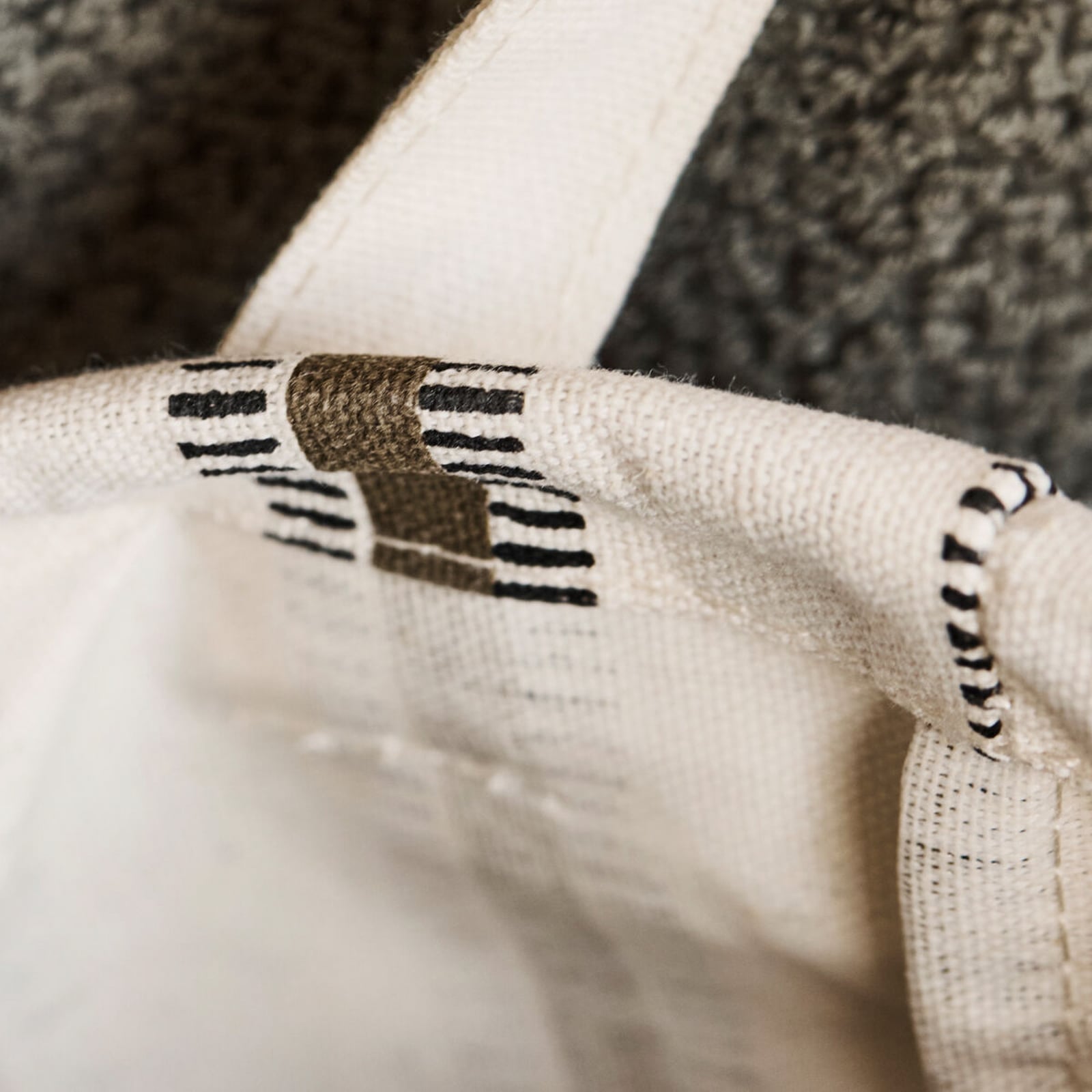 Cestino portaoggetti HDVibes bianco/marrone 20x20 cm - House Doctor