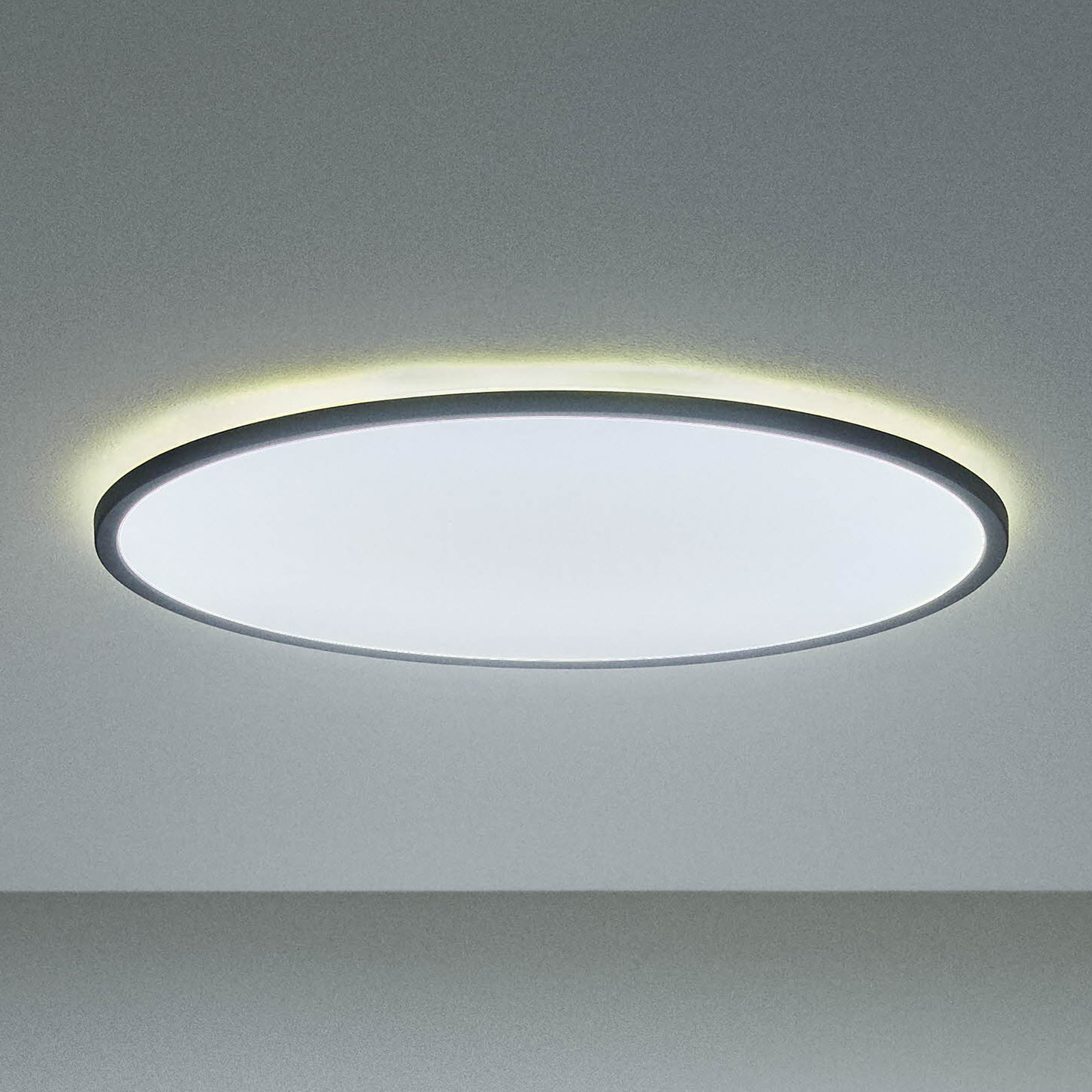 WiZ LED-Deckenleuchte SuperSlim Ø 43cm, schwarz