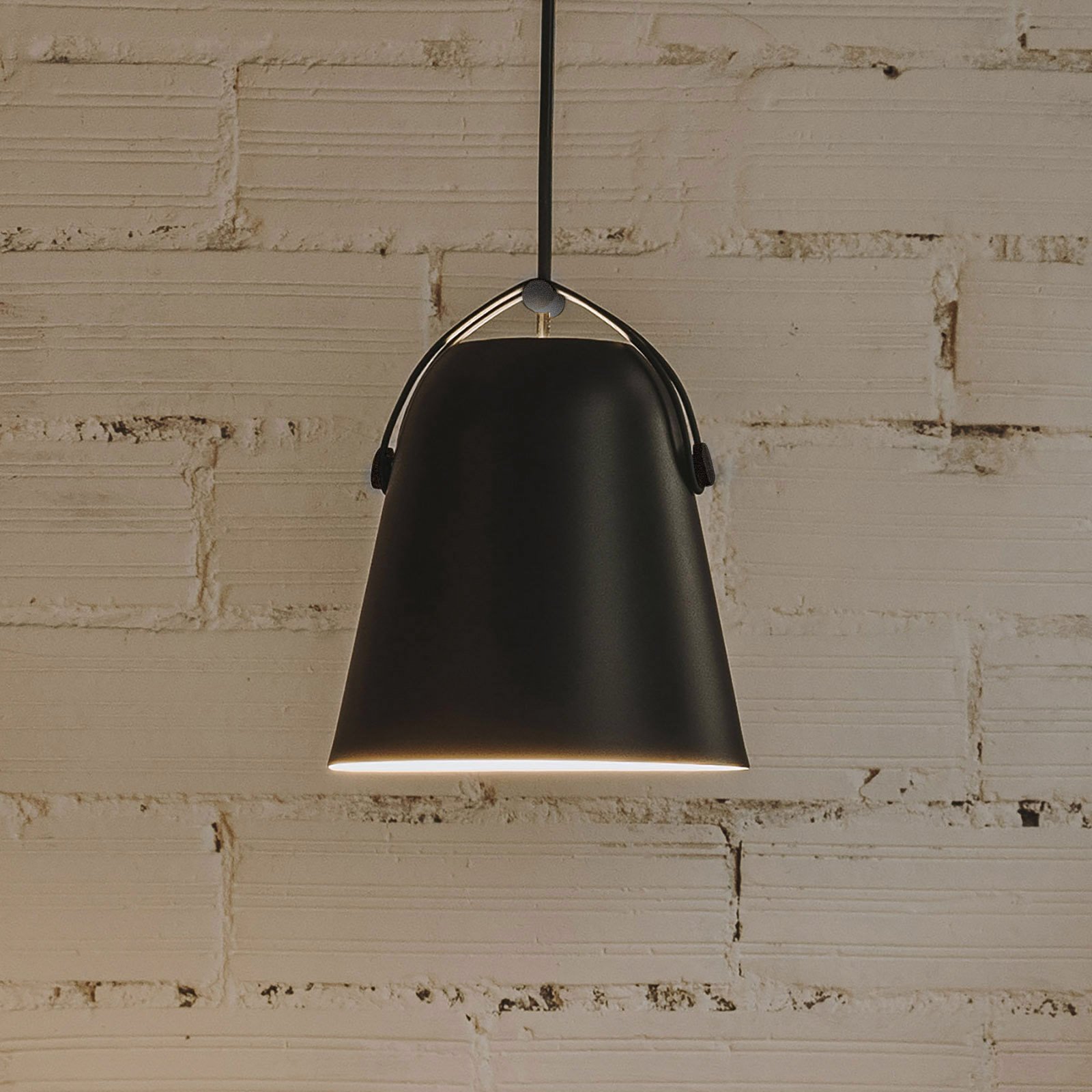 LEDS-C4 Napa függő lámpa, Ø 18 cm, fekete