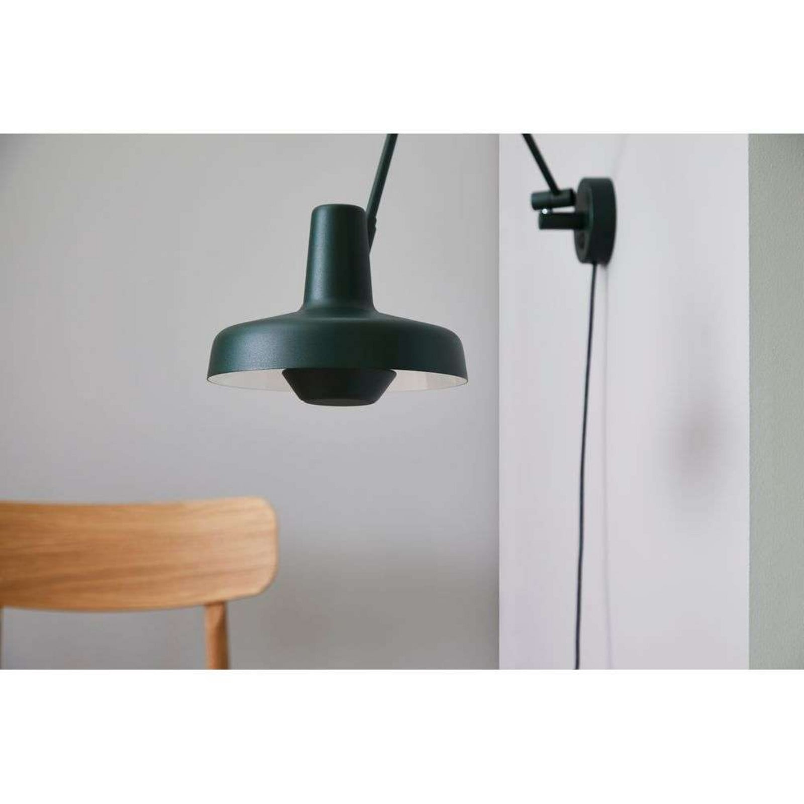Arigato Væglampe Green GRUPA - Stue - Vintage - Aluminium billede