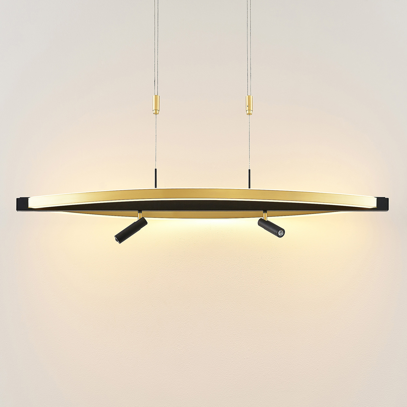 Lucande Matwei LED függő lámpa, ovális, sárgaréz