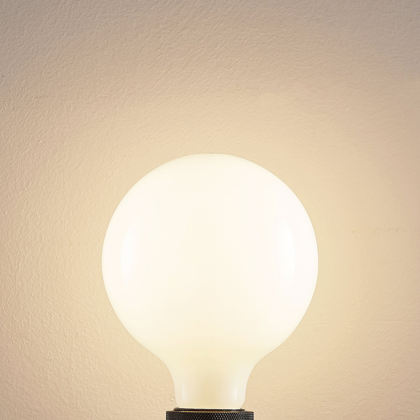 Pære LED 6W (770lm) Globe G125 Opal Dimmbar E27 - Arcchio