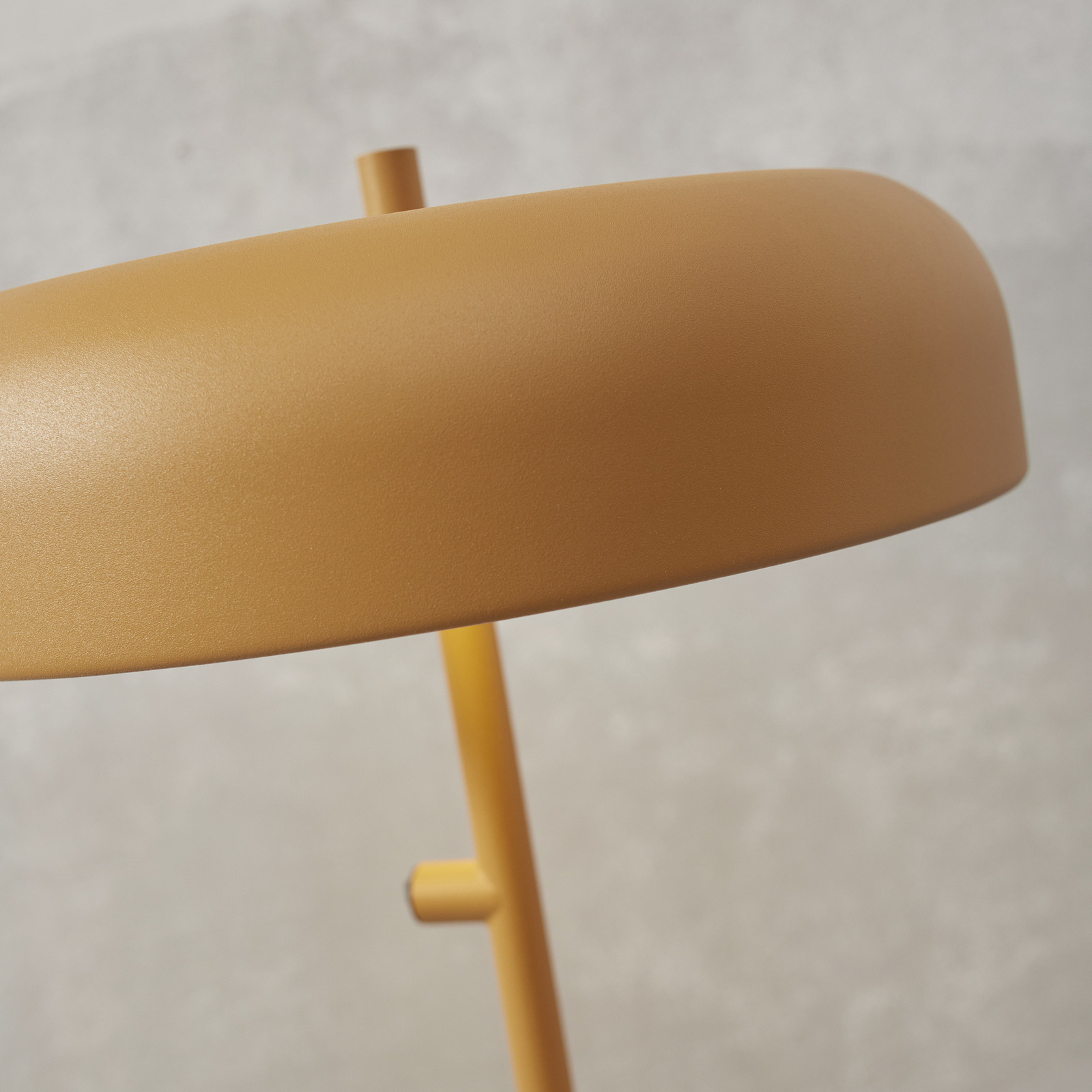 It's about RoMi Porto table lamp, 45 cm, mustard yellow, metal