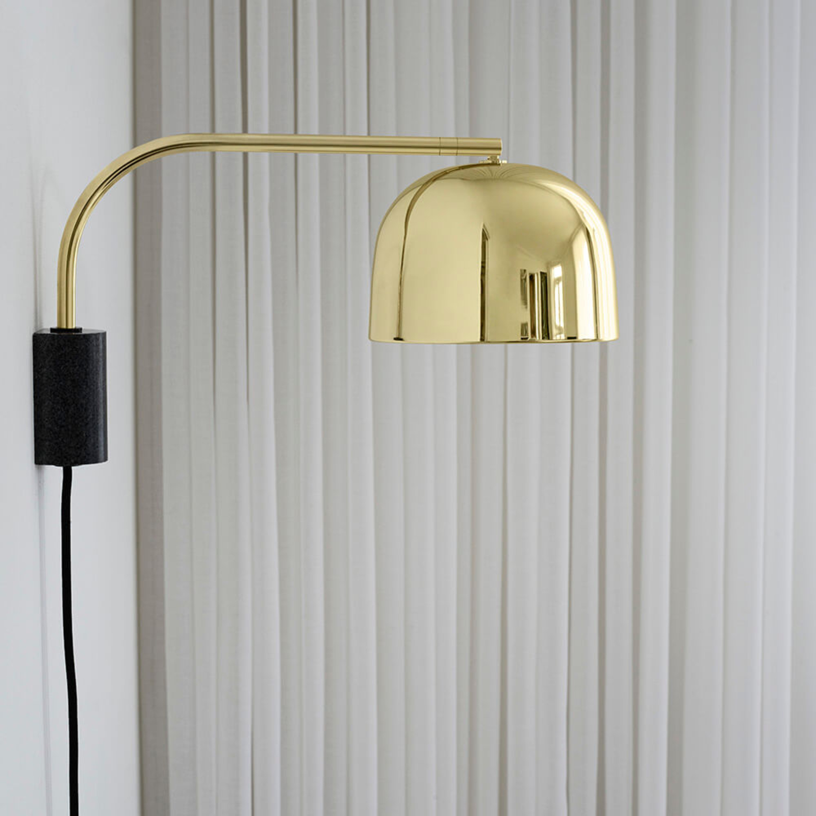 Grant Wall Lamp 43 cm Brass - Normann Copenhagen