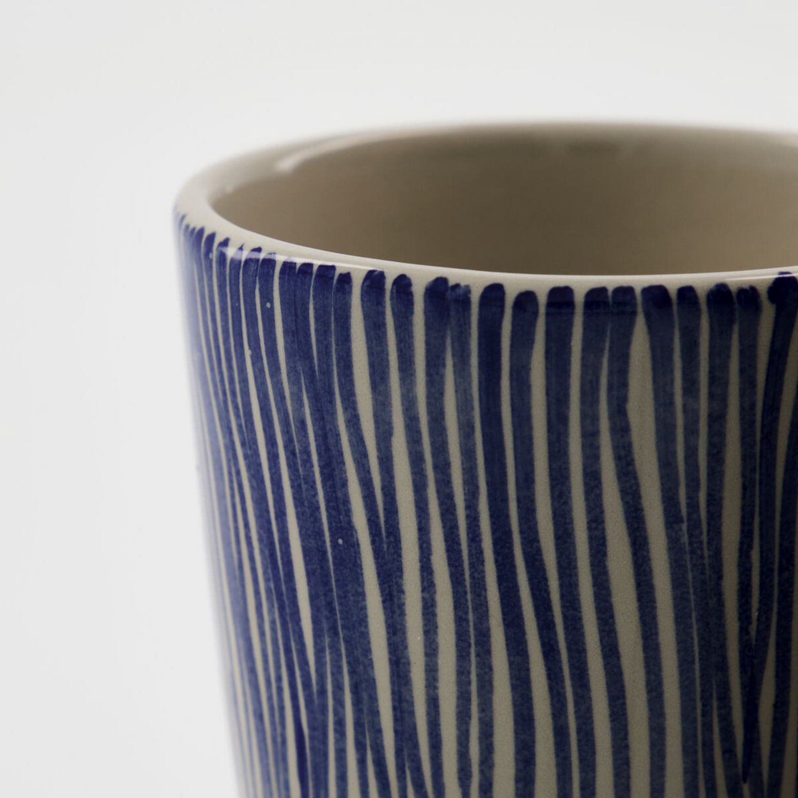 Tazza HDDiva in ceramica bianca/blu, Ø 6 cm, set da 2 - House Doctor