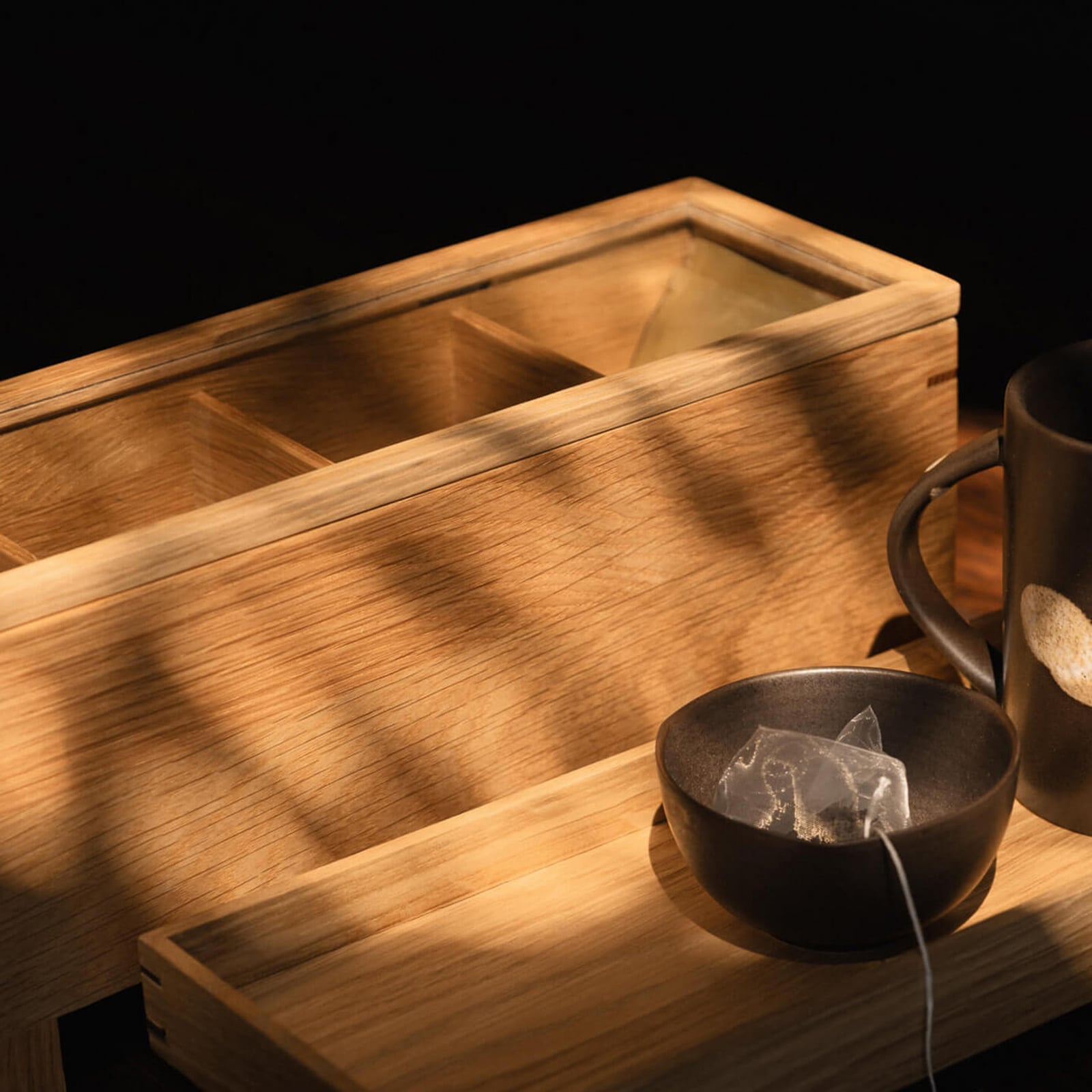 BON Teebox, Eichenholz geölt, 14 x 34 x 11 cm - ferm LIVING