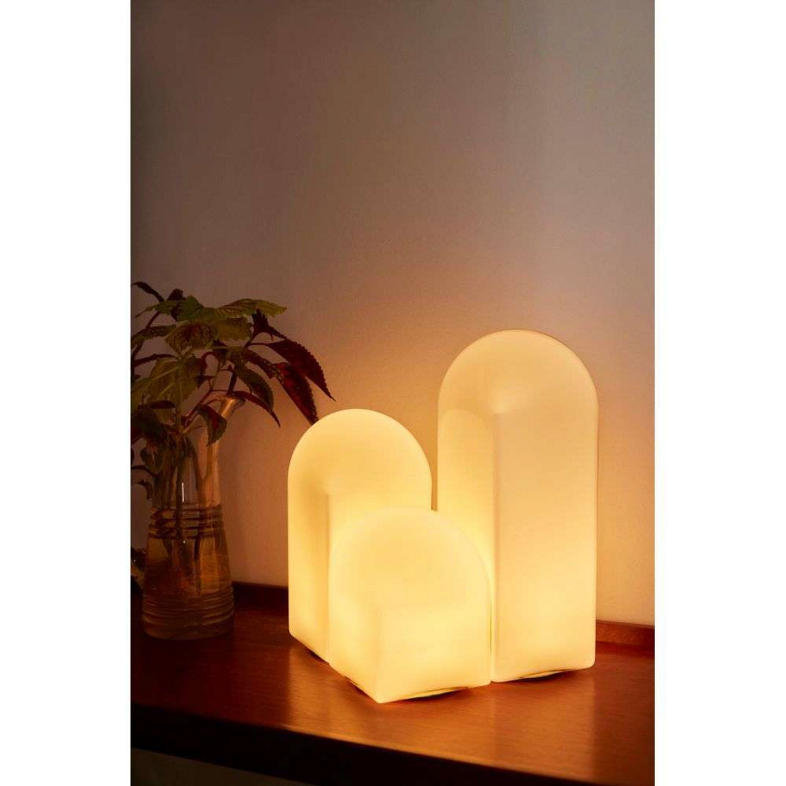 Parade 160 Table Lamp Shell White - HAY