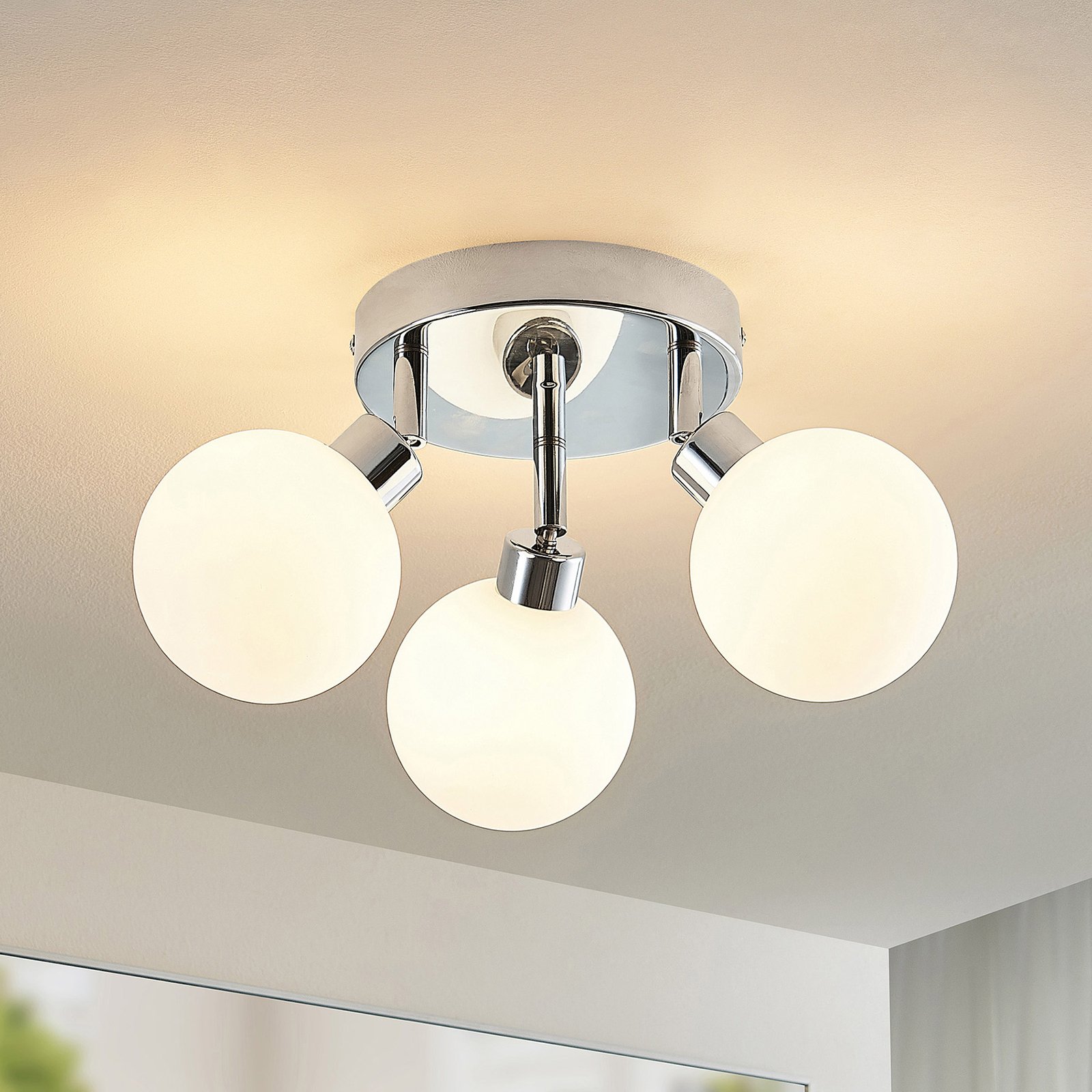 Zaniba 3 Round Deckenleuchte Chrome - Lindby