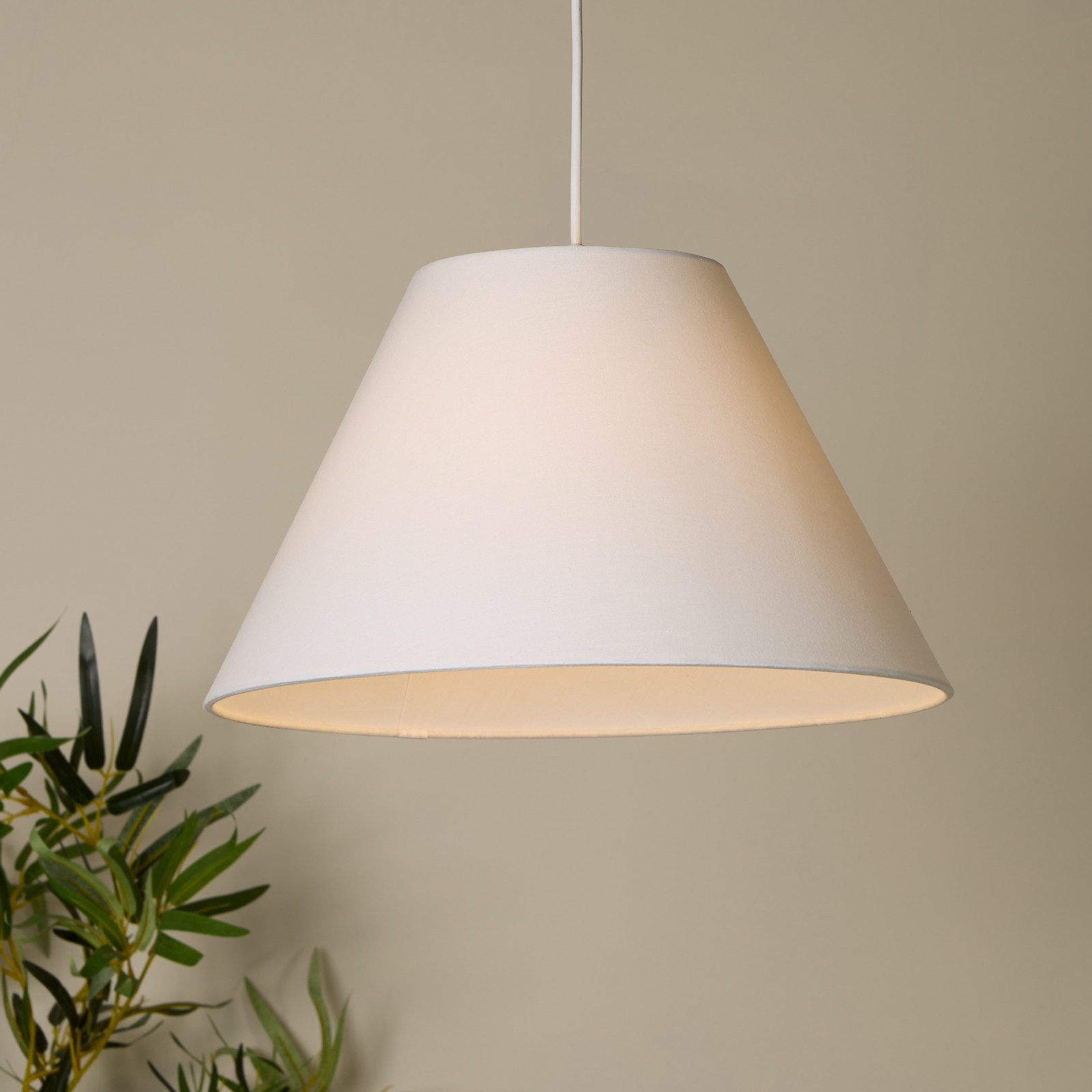 Searchlight Lampă suspendată Lyta albă Ø 38 cm textilă E27 formă conică - Camera de zi / sufragerie - Scandinavă - Țesătură / Textil