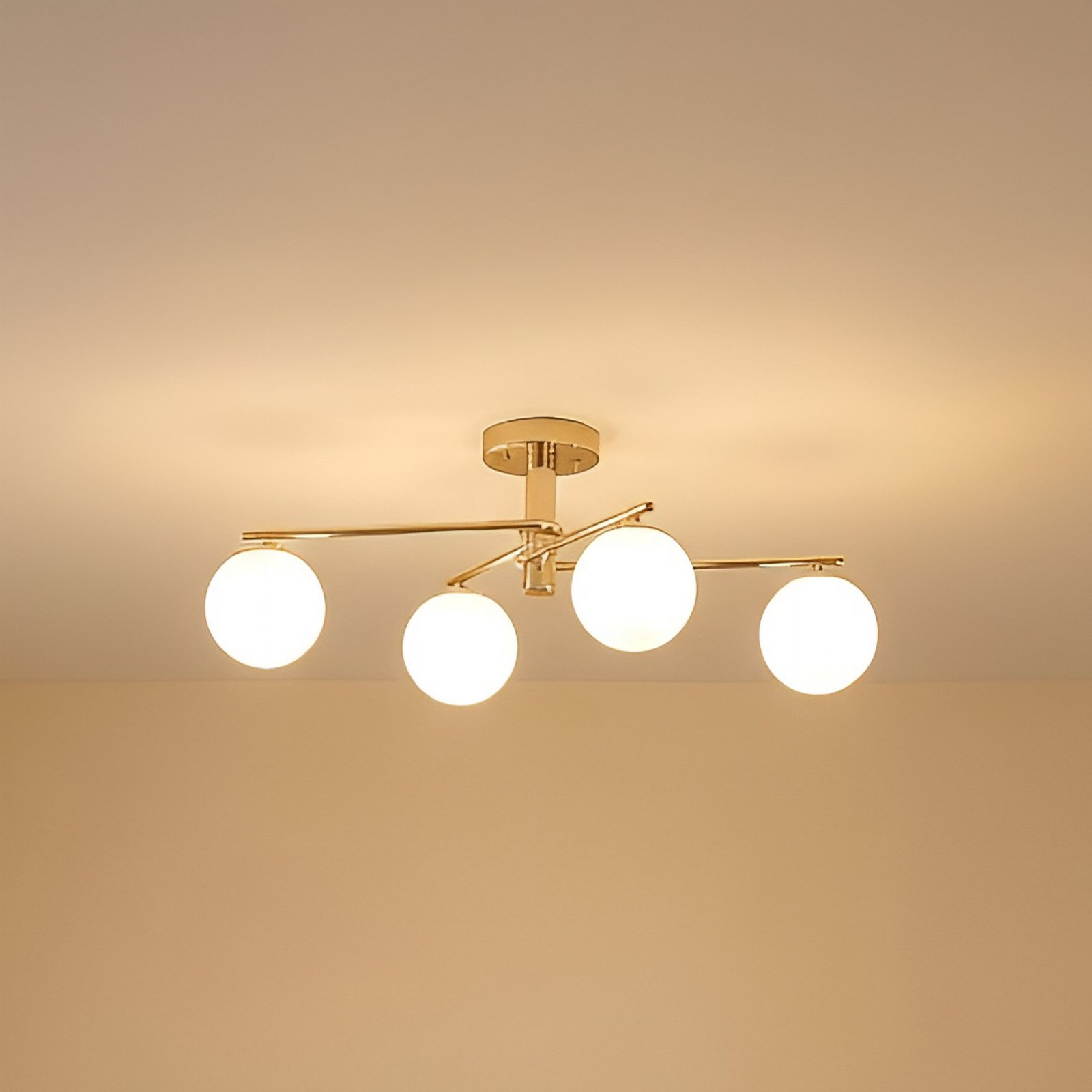 Stropné svietidlo Bumerang, zlaté, 4-pl