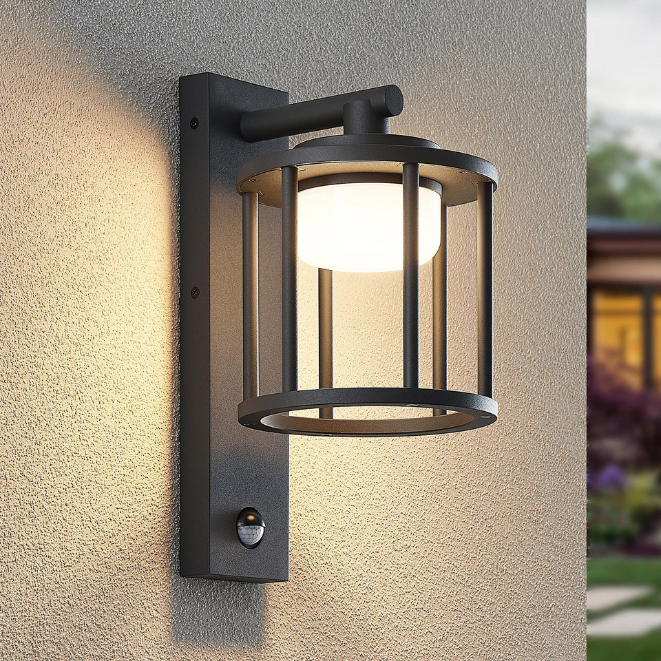 Lucande Berenike Utomhus Vägglampa w/Sensor, grå från Lucande