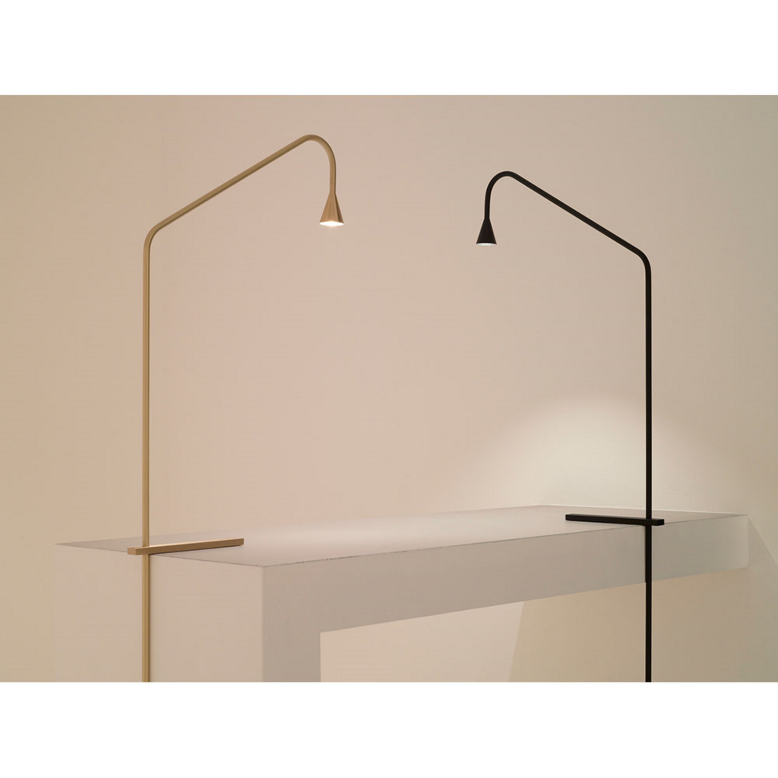 Austere T Table Lamp Gunmetal - Trizo21