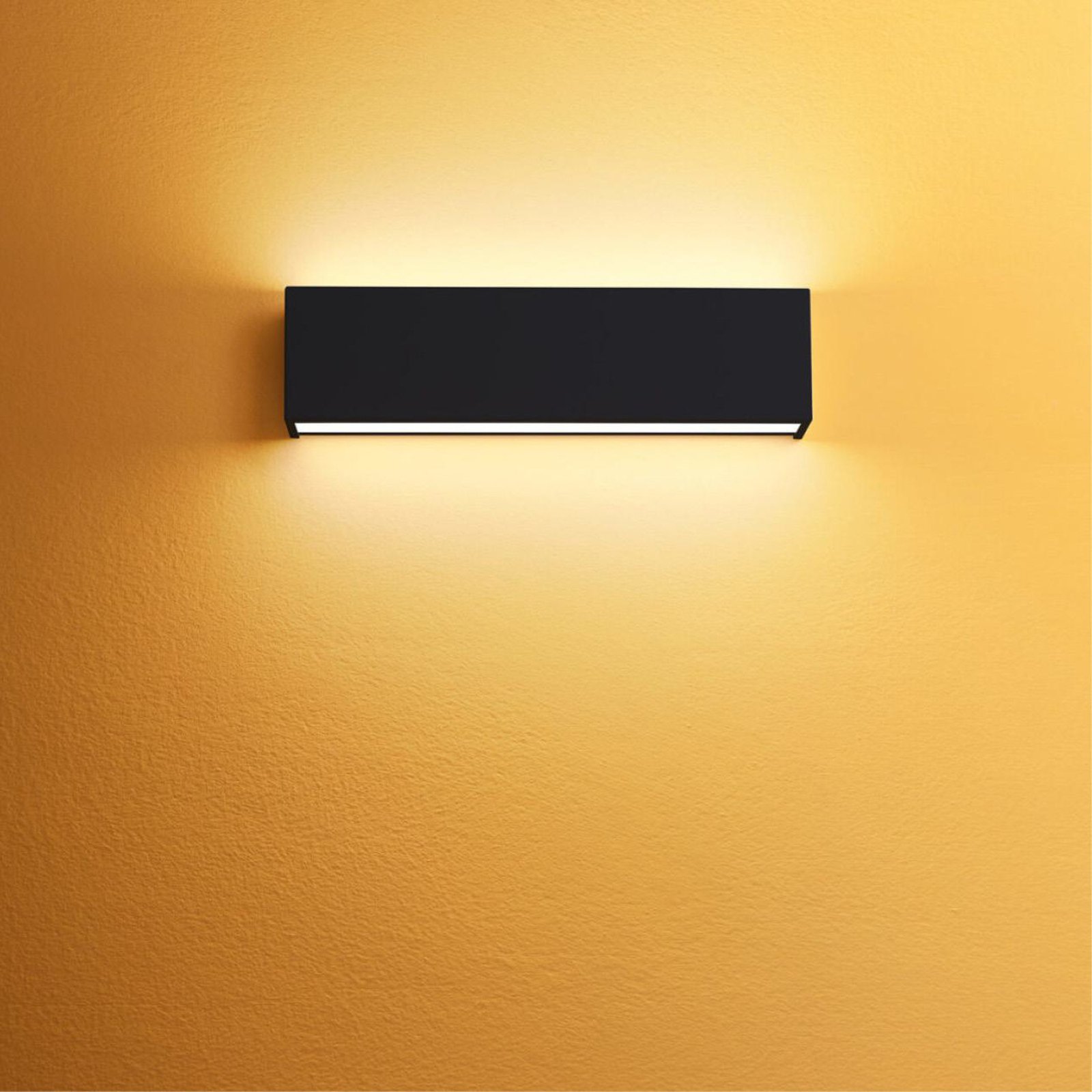 LED-vegglampe Box W2 bi-emission, B 31,9 cm, svart, 2700 K