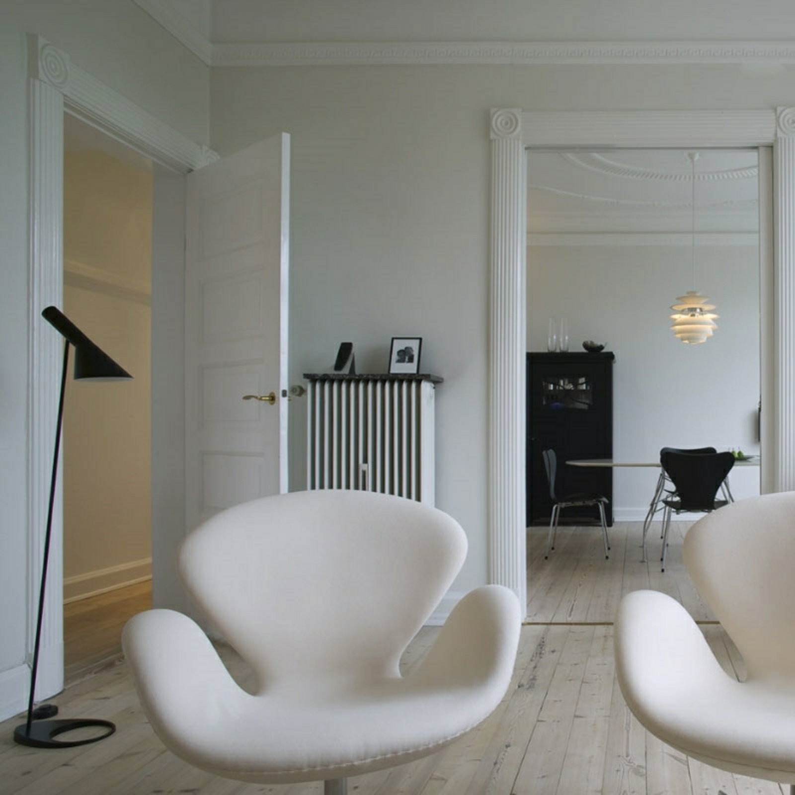 Louis Poulsen AJ - Φωτιστικό δαπέδου, μαύρο