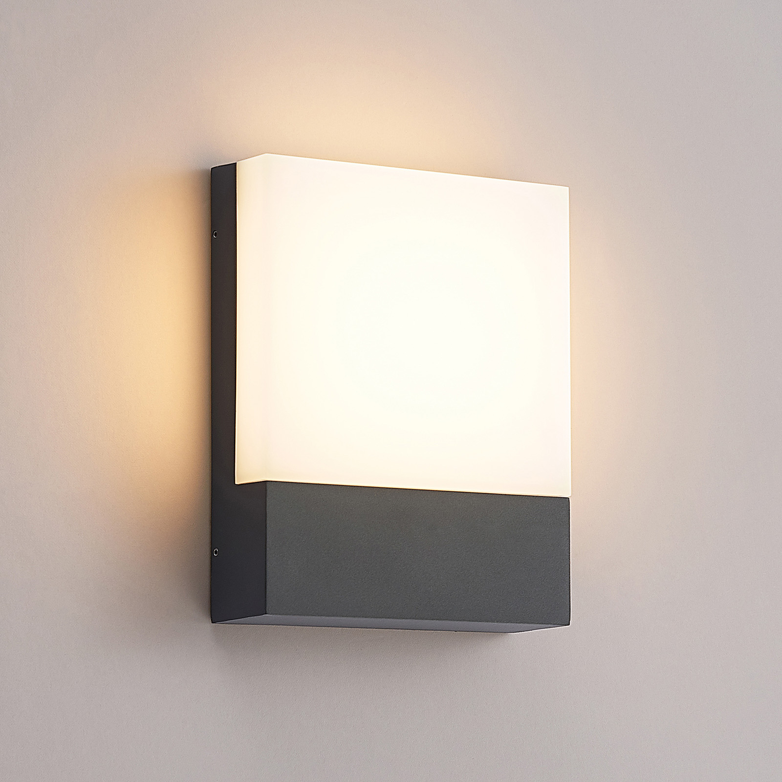 Lindby Vanira lámpara de pared LED para exterior