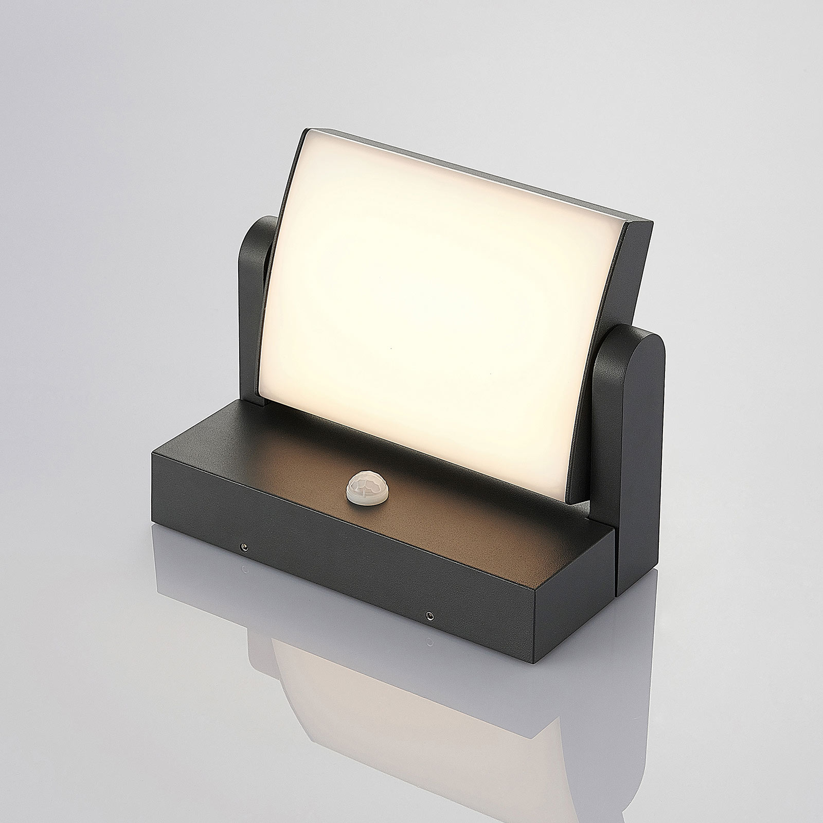 Sherin Aplique de Pared Exterior w/Sensor Dark Grey - Lindby
