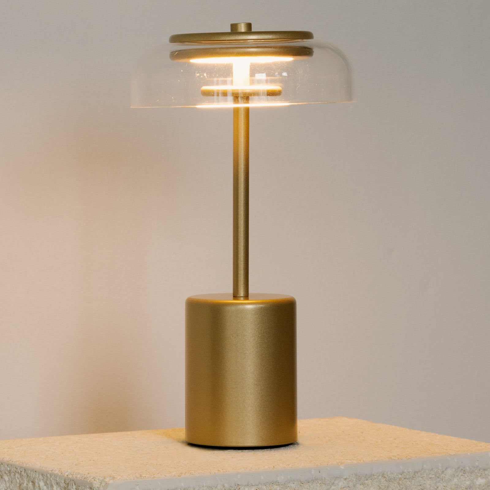 Blossi Portable Tischleuchte Mini Nordic Gold/Clear Nuura Aps - Terrasse - Skandinavisch - Metall - Mit Schirm