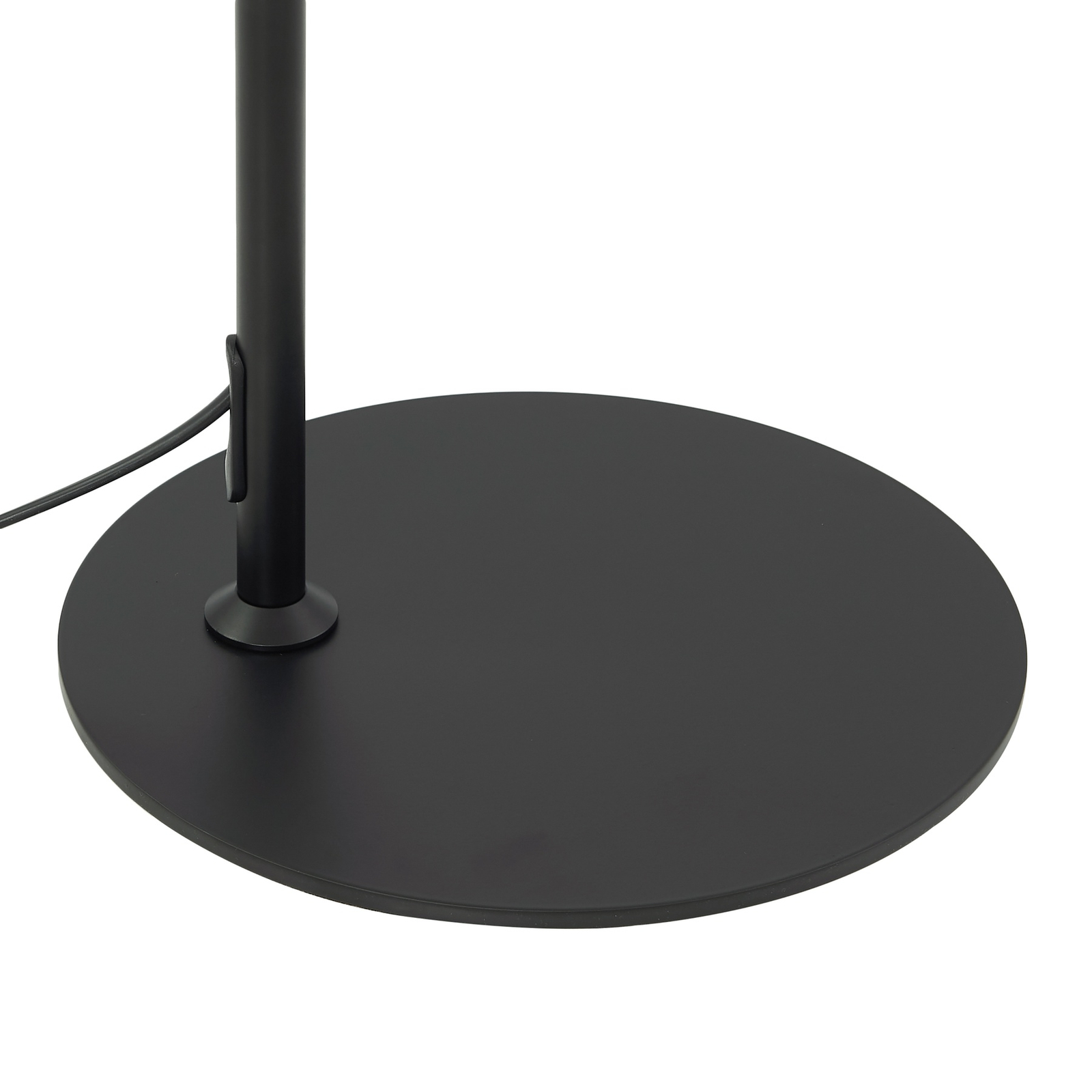 Lindby vloerlamp Adrik, zwart, metaal