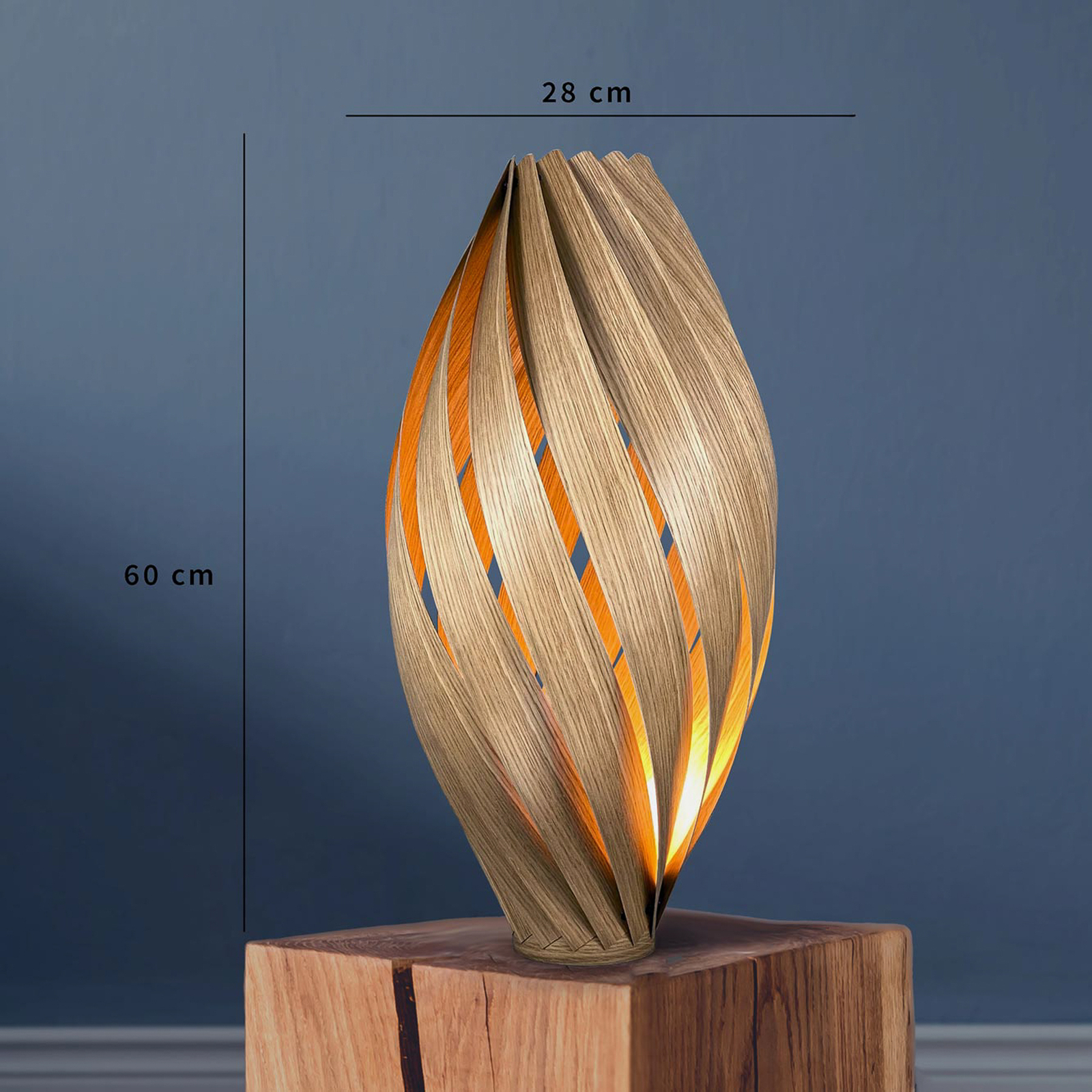 Gofurnit Ardere -pöytälamppu, tammi, korkeus 60 cm