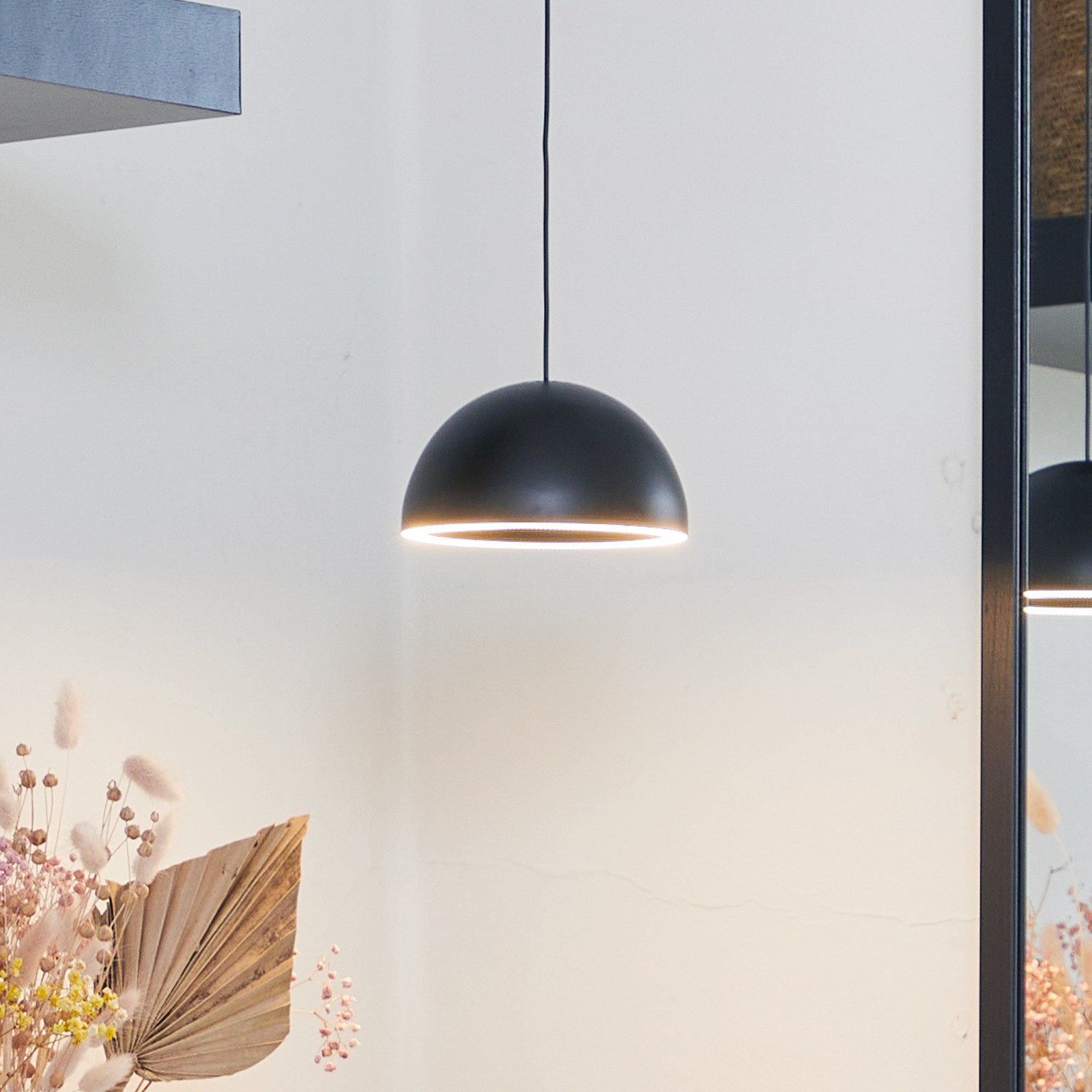 LOOM DESIGN Lampă suspendată LED Curve aluminiu negru Ø 14 cm - Camera de zi / sufragerie - modern