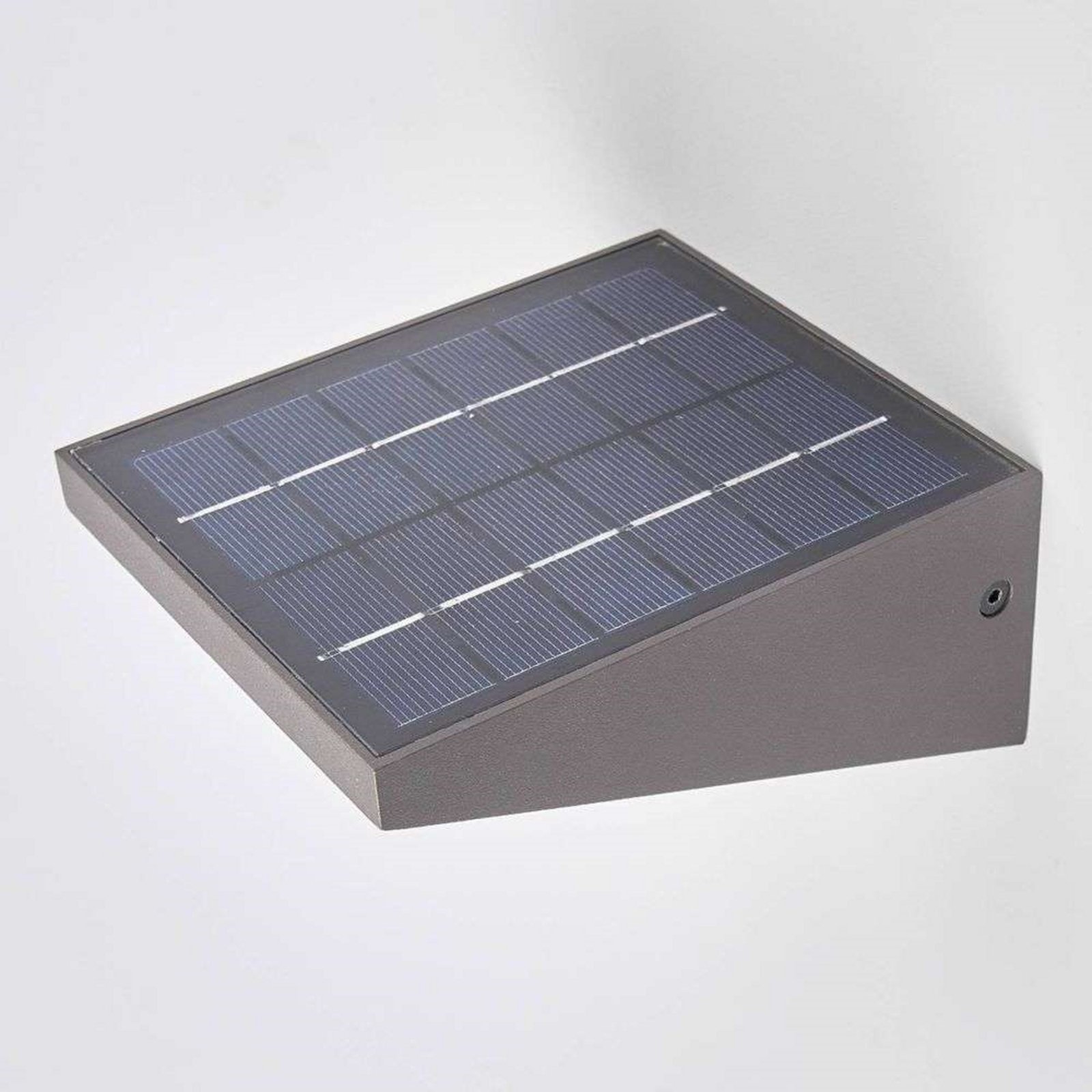 Felin Lámpara solar w/sensor Graphite - Lucande