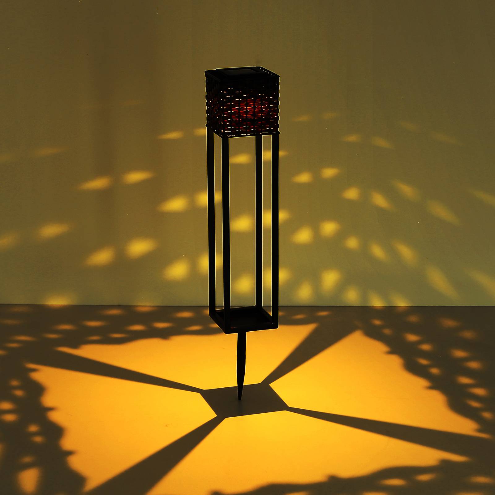 Lampa solarna LED 36850B rattan z grotem ziemnym