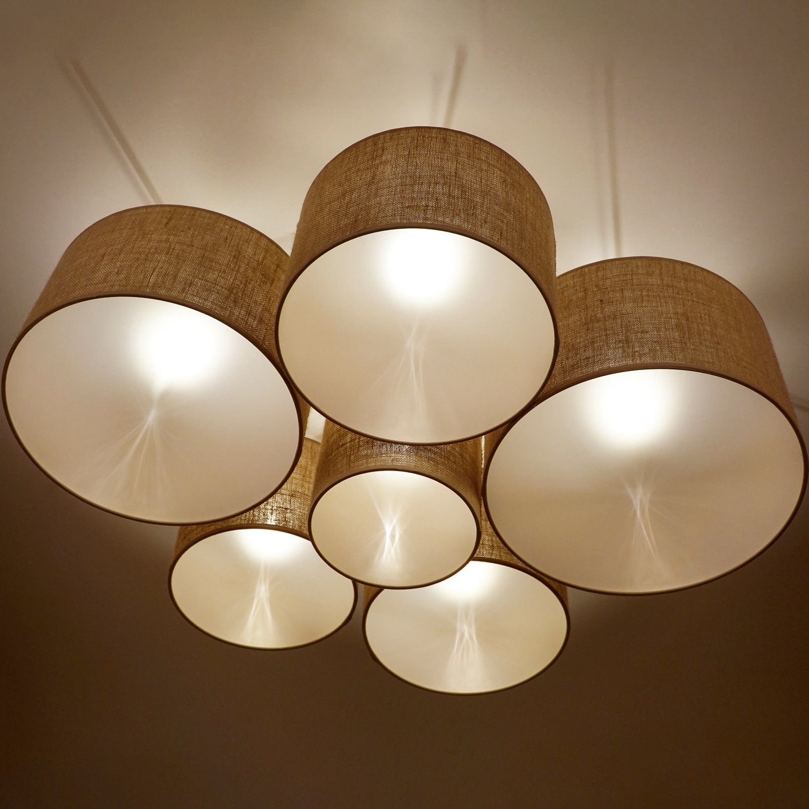 Euluna Lodge ceiling light, 6-bulb, jute