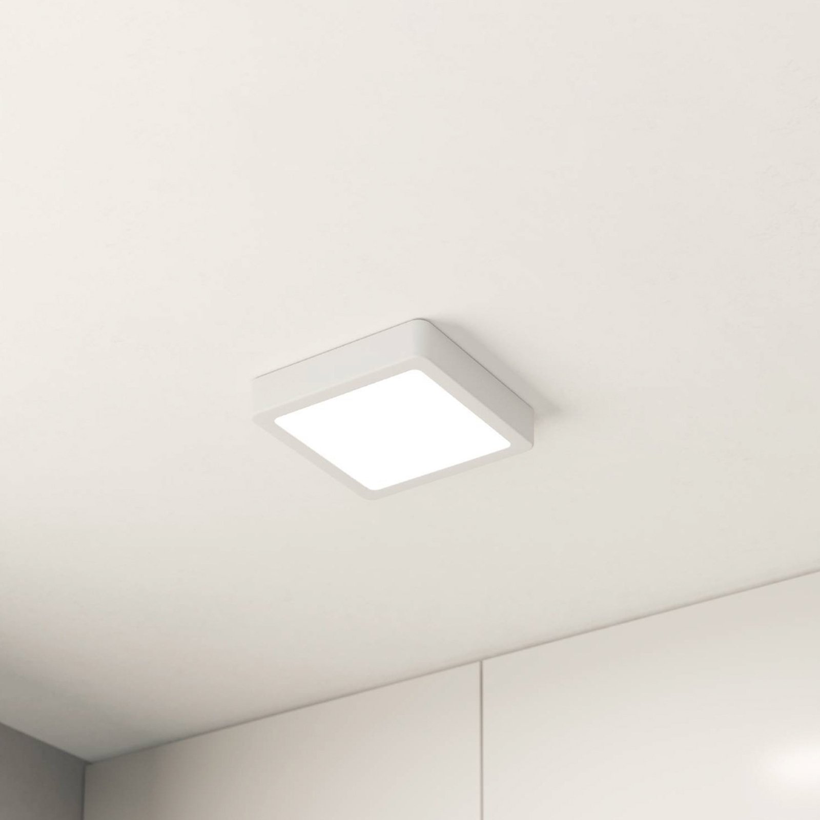 Fueva 5 LED panel IP20 3,000 K angular
