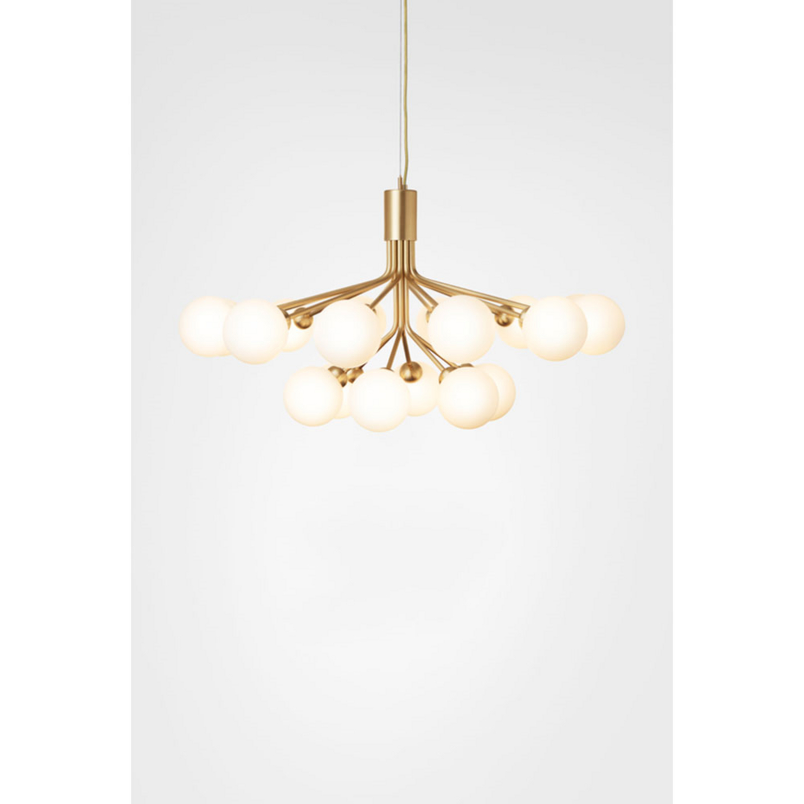 Apiales 18 Candelabru Brushed Brass/Opal White - Nuura